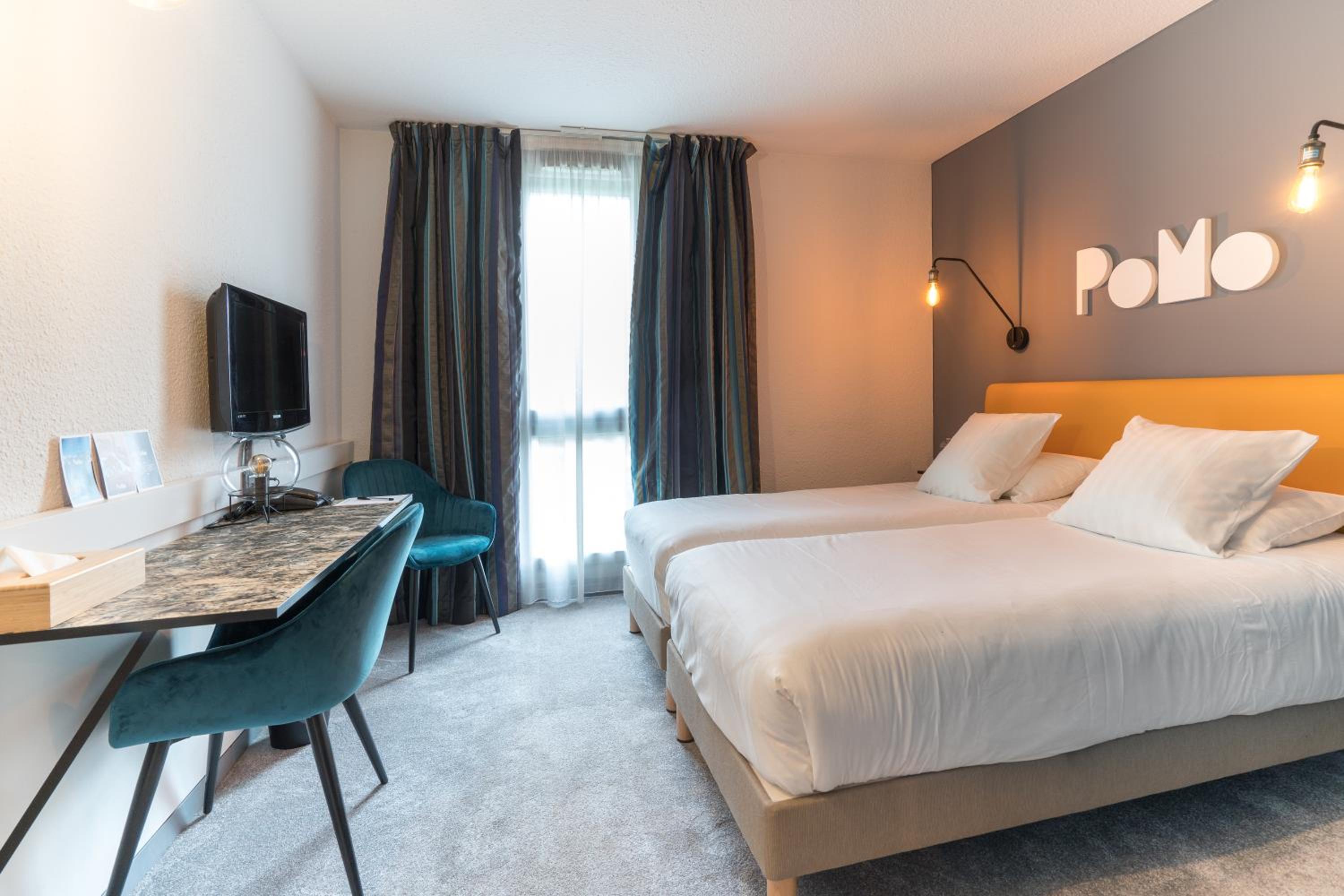 Twin Room - Photo 1