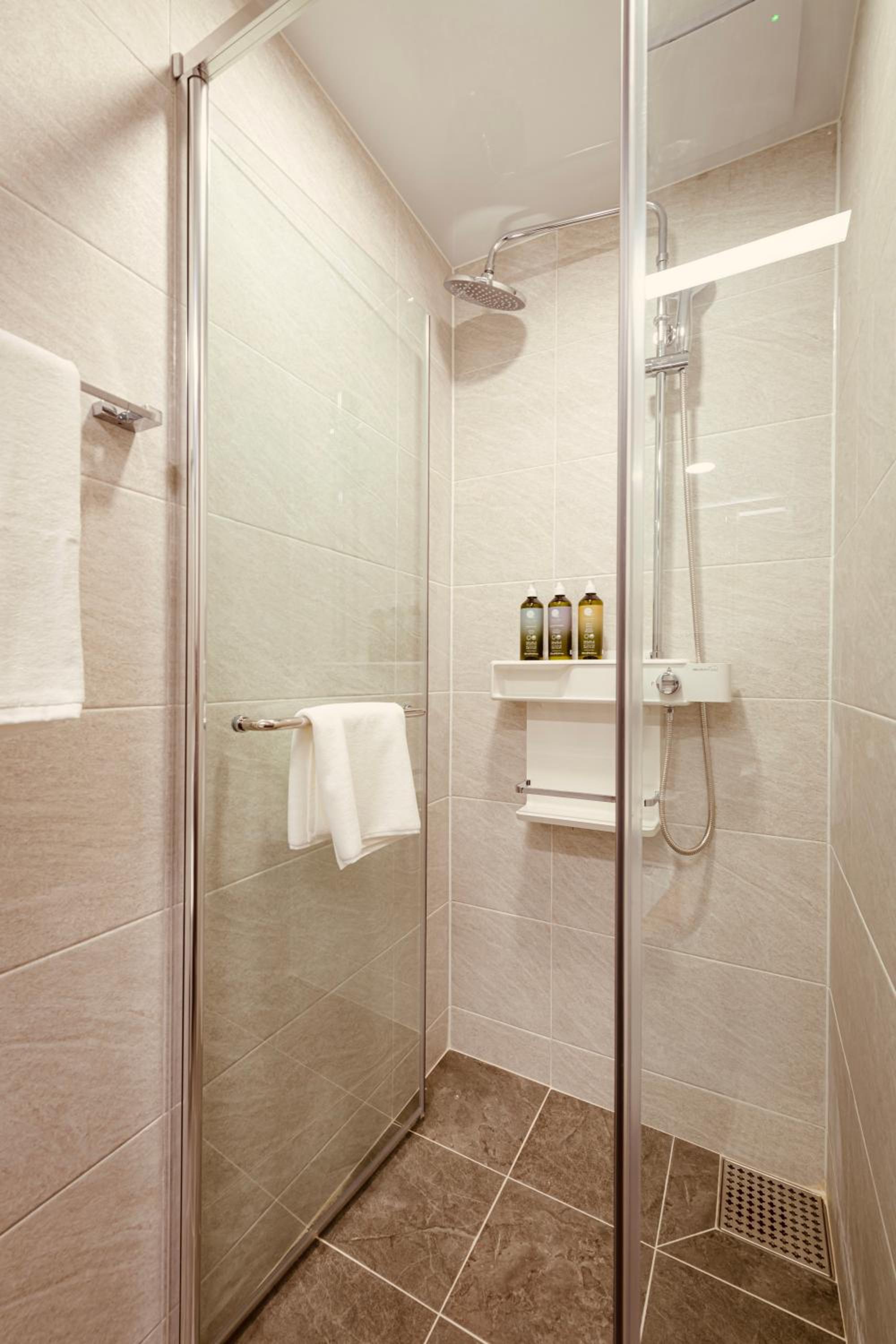 Deluxe Double Room - Photo 5