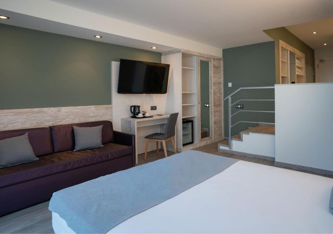Family Superior Room (2 Adults) - Photo 1