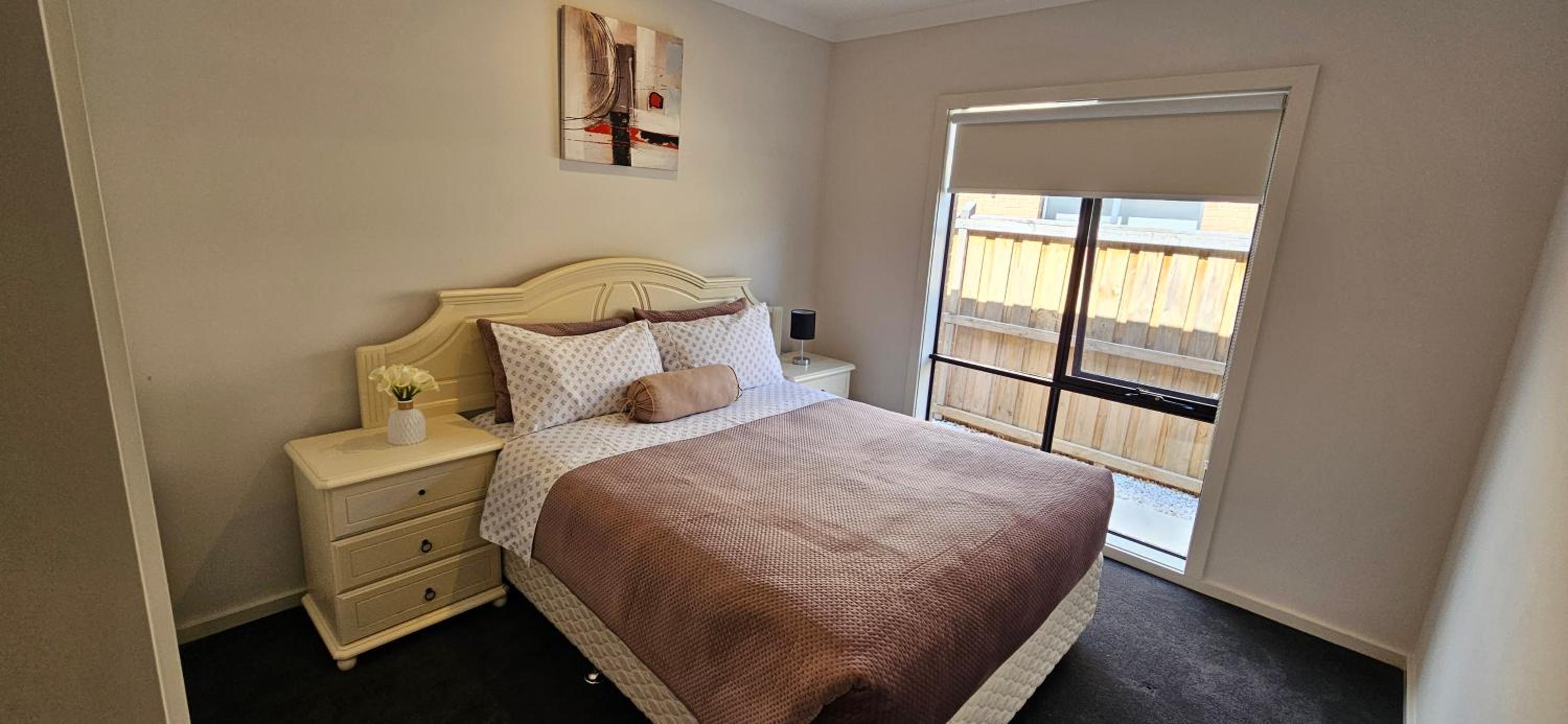 Four-Bedroom House photo 3