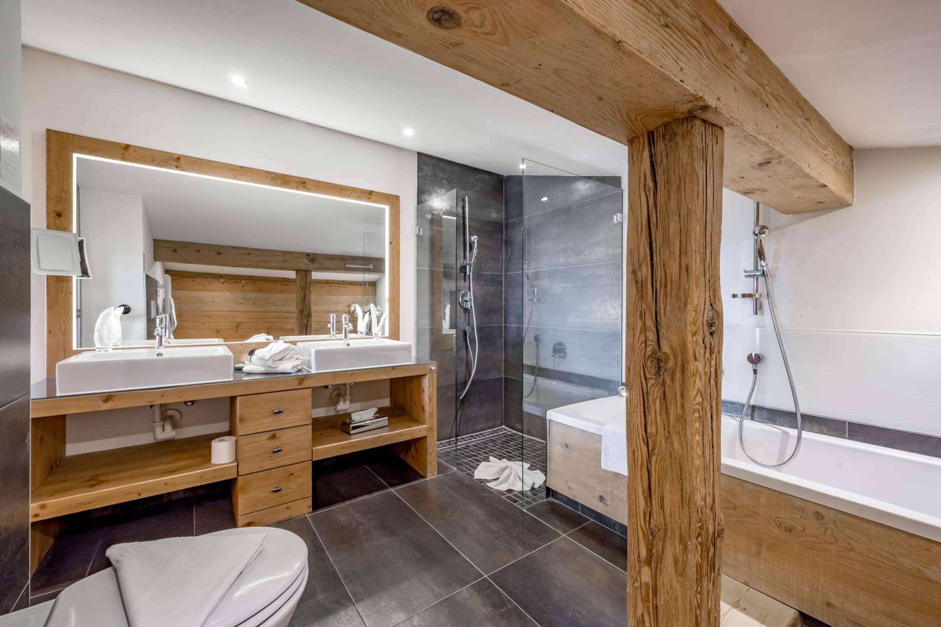 Junior Suite - Photo 11