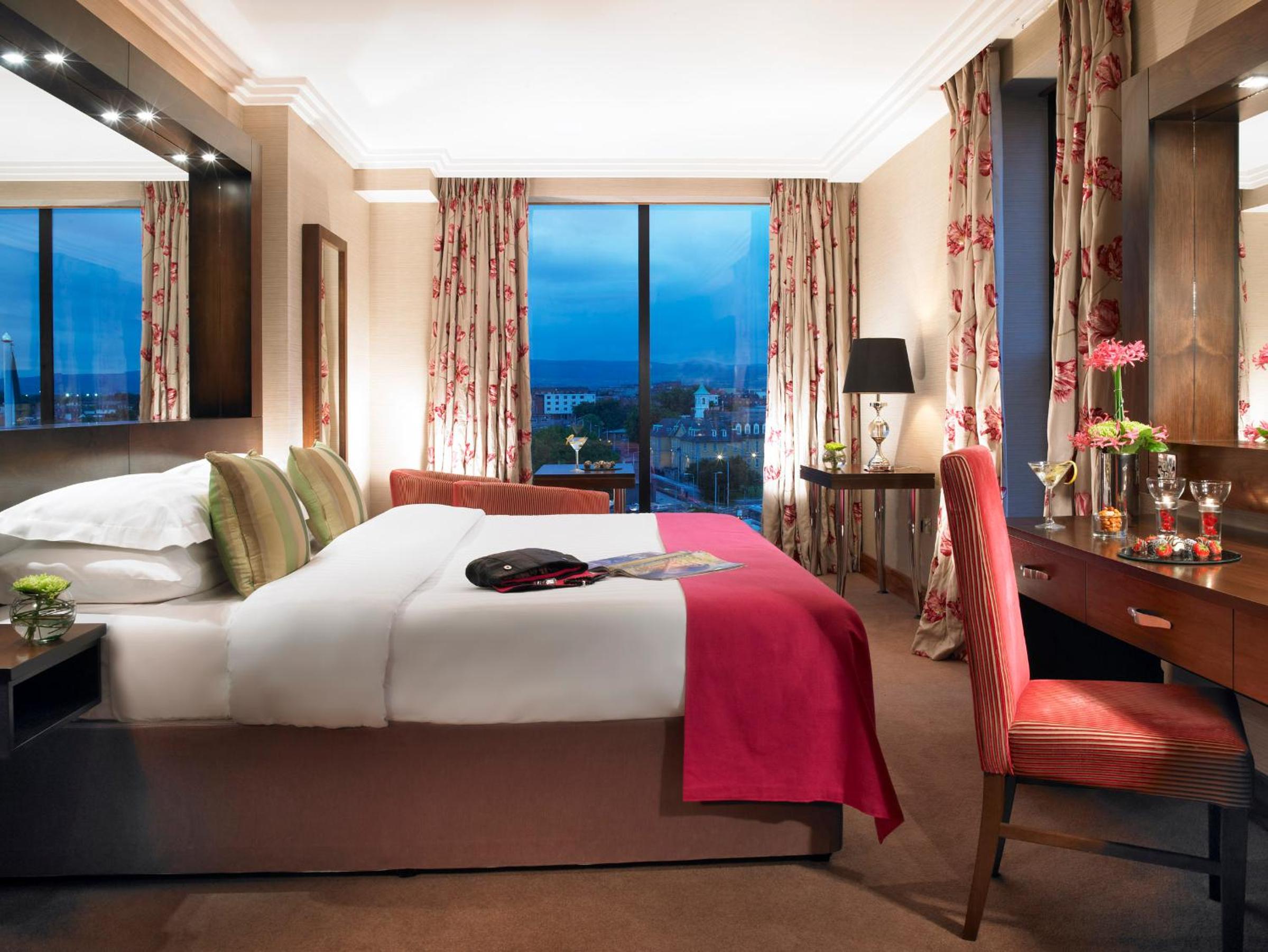 Deluxe Superior King Room