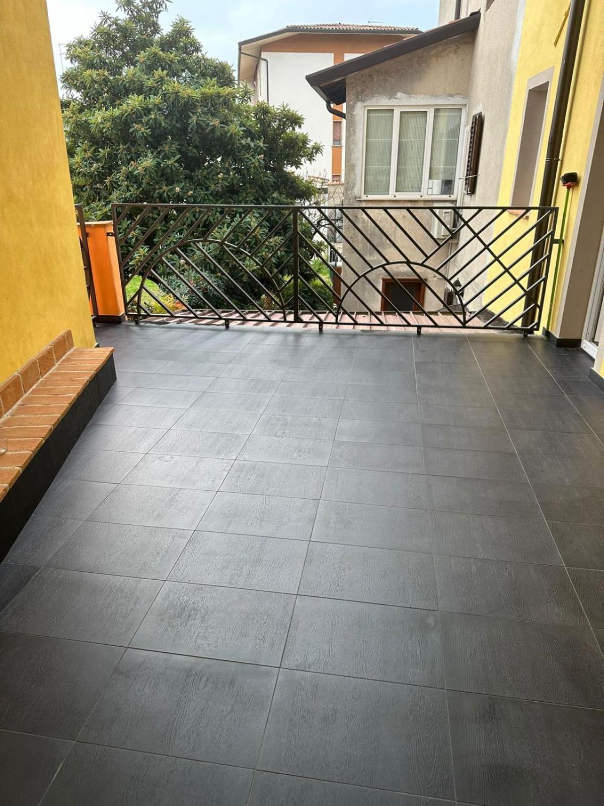 Apartment with Terrace photo 2