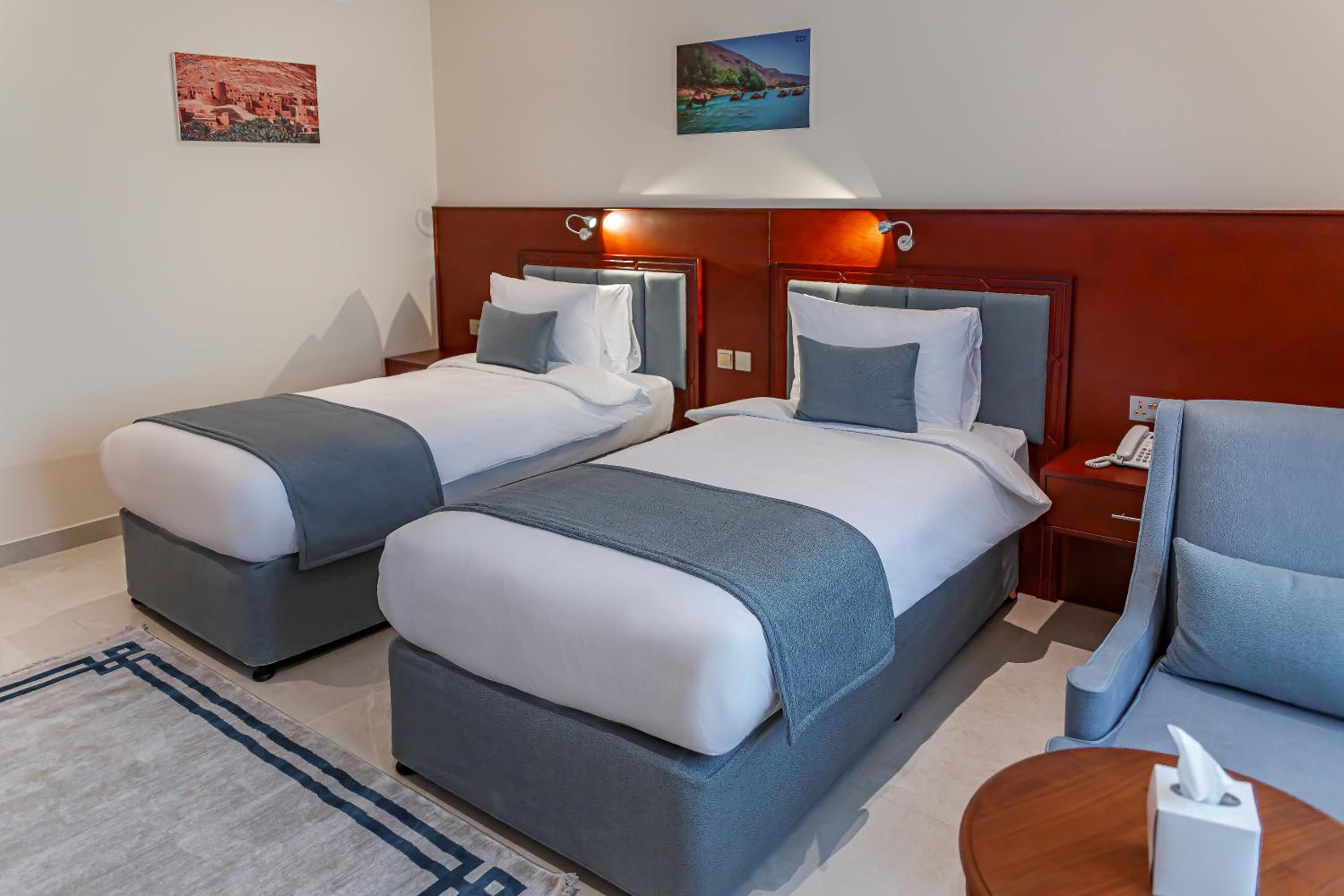 Superior Twin Room - Photo 8