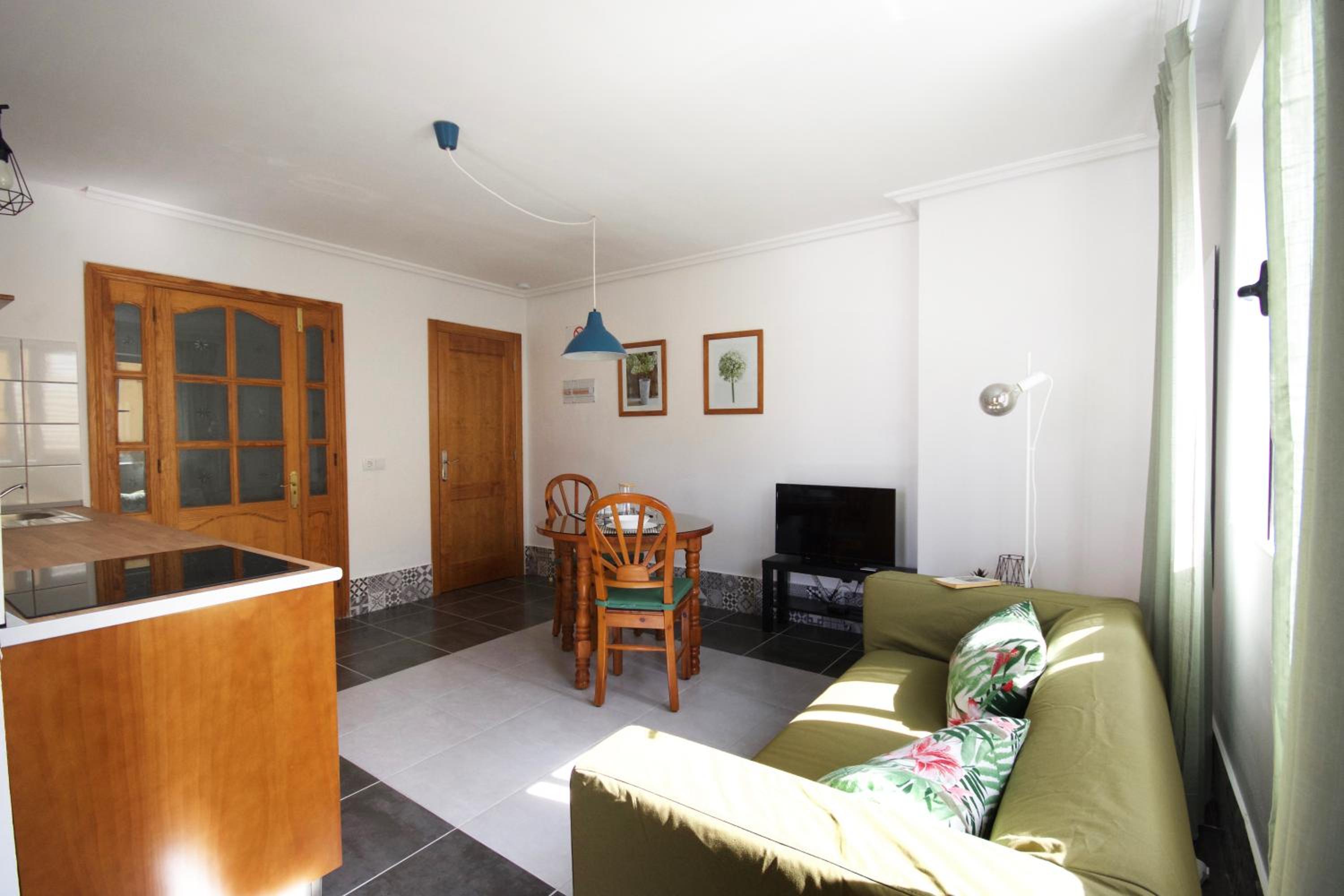 Apartamento con Balcón