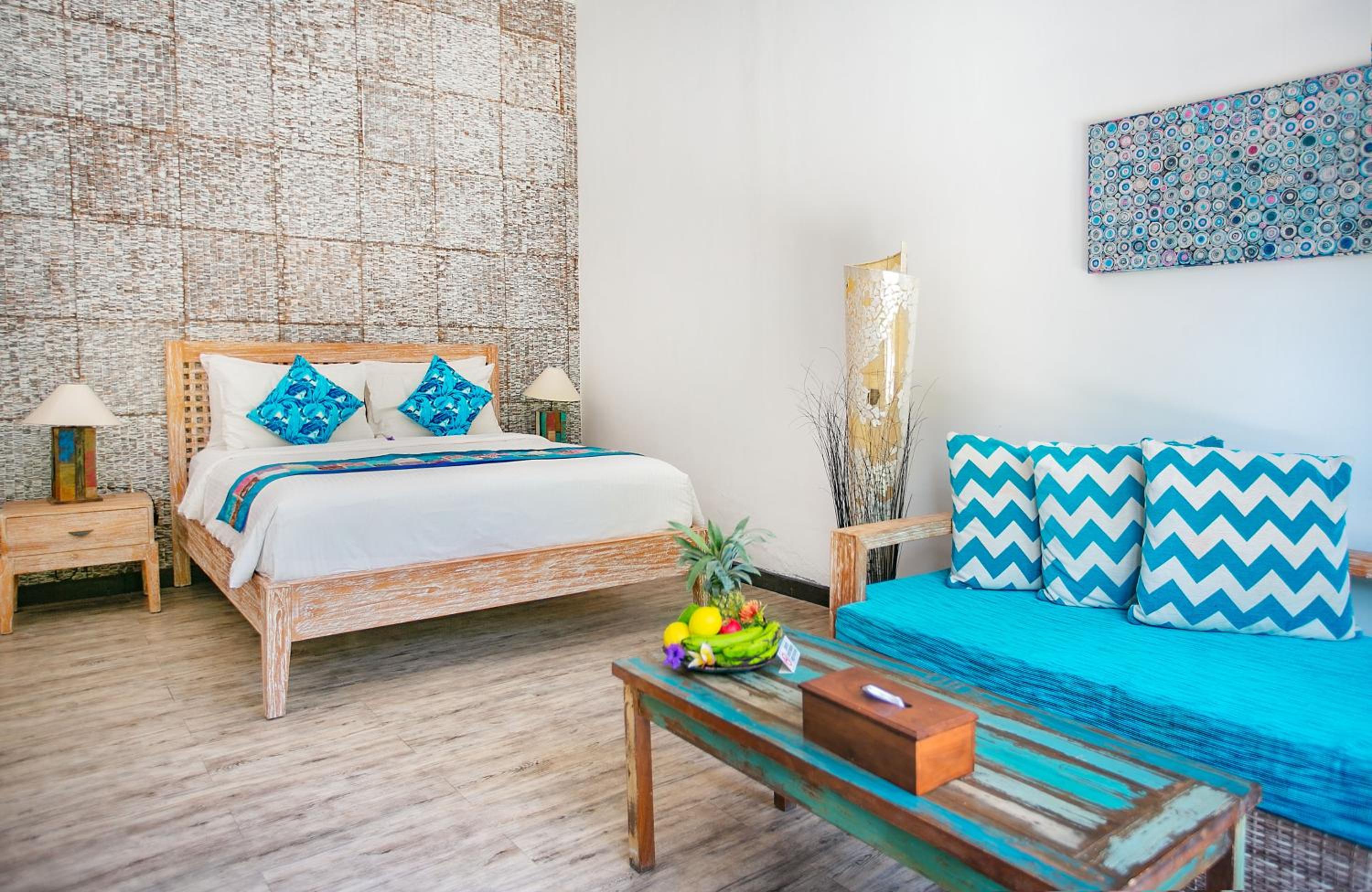 Deluxe Connecting Rooms with Swimming Pool Access
