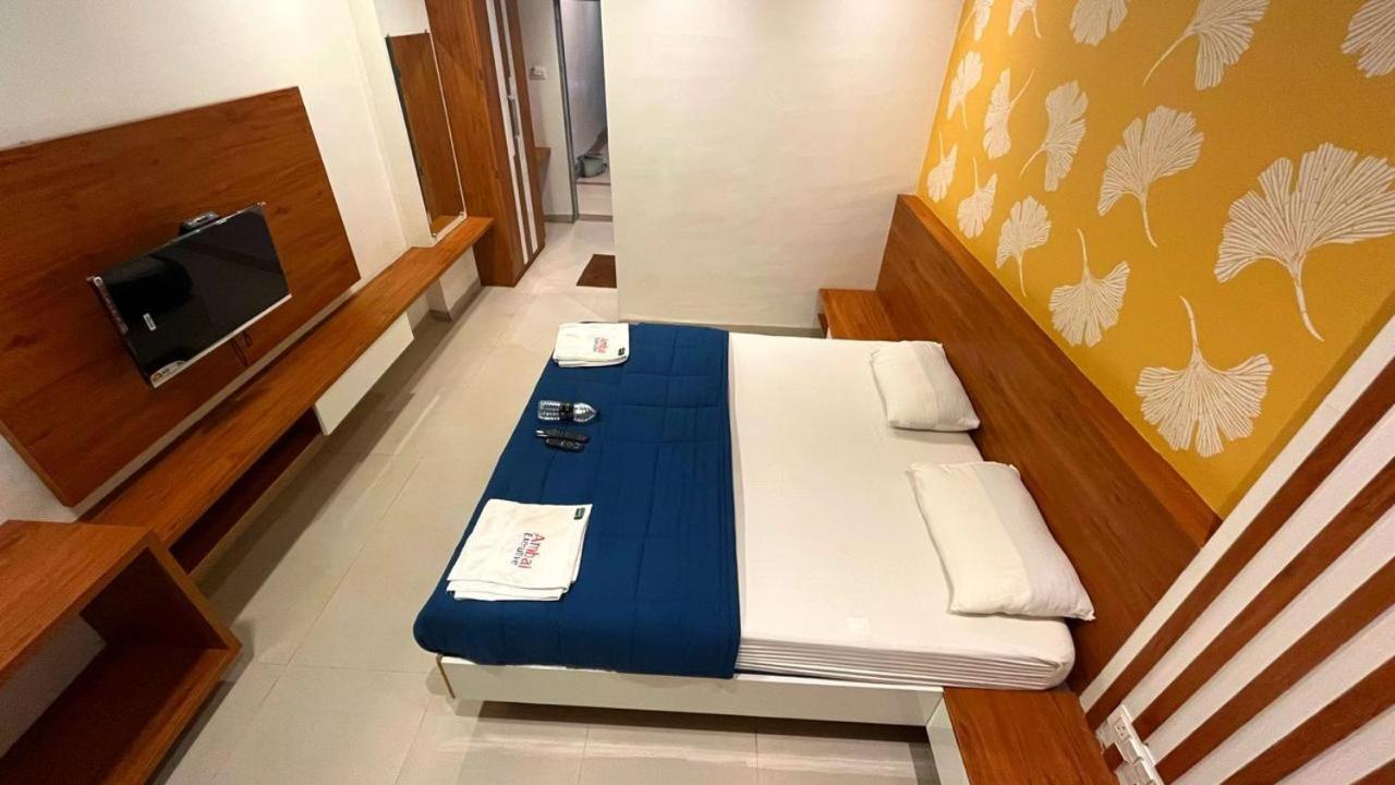 Standard Double Room with Fan photo 3