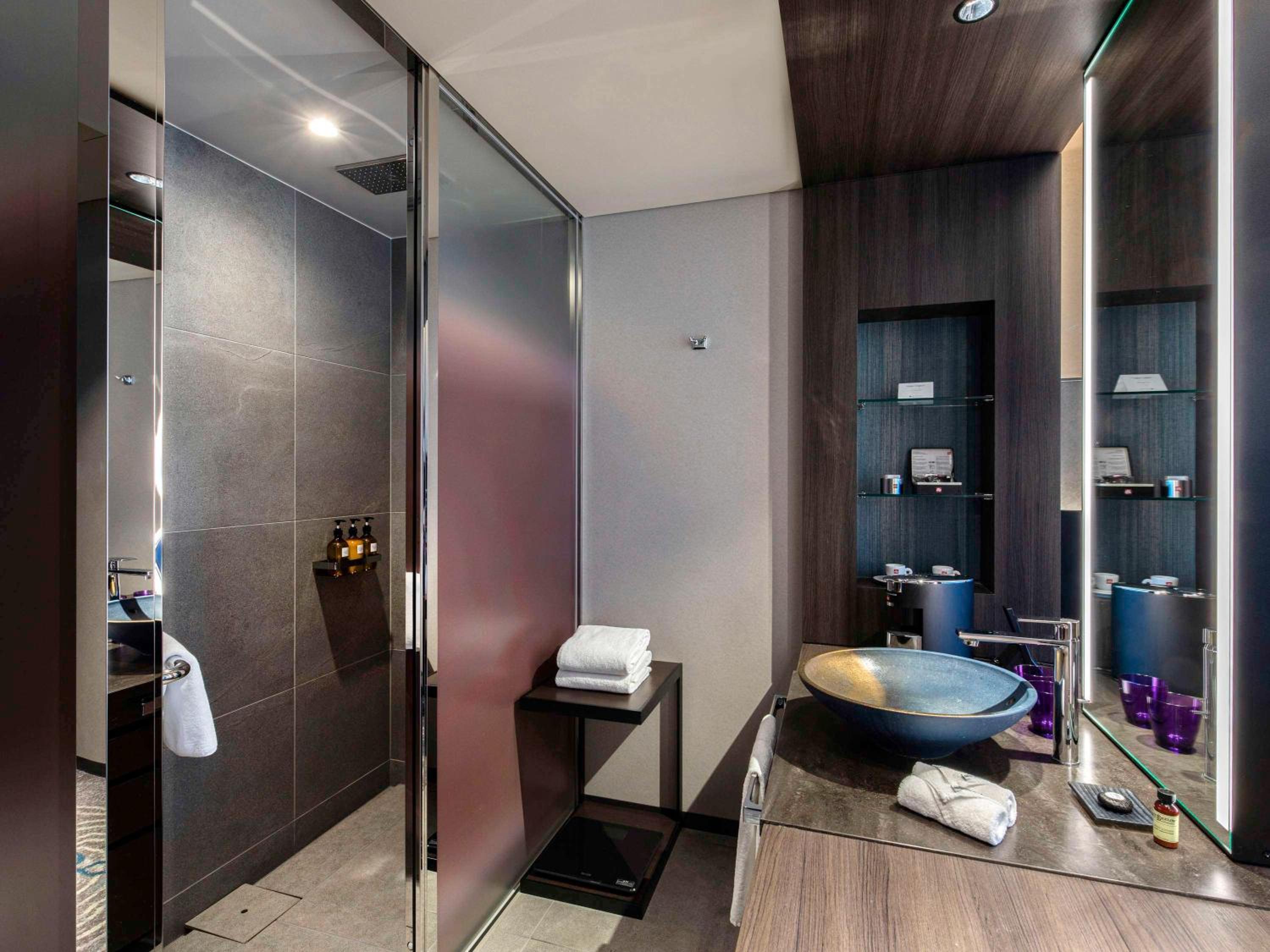 Superior King Room photo 2