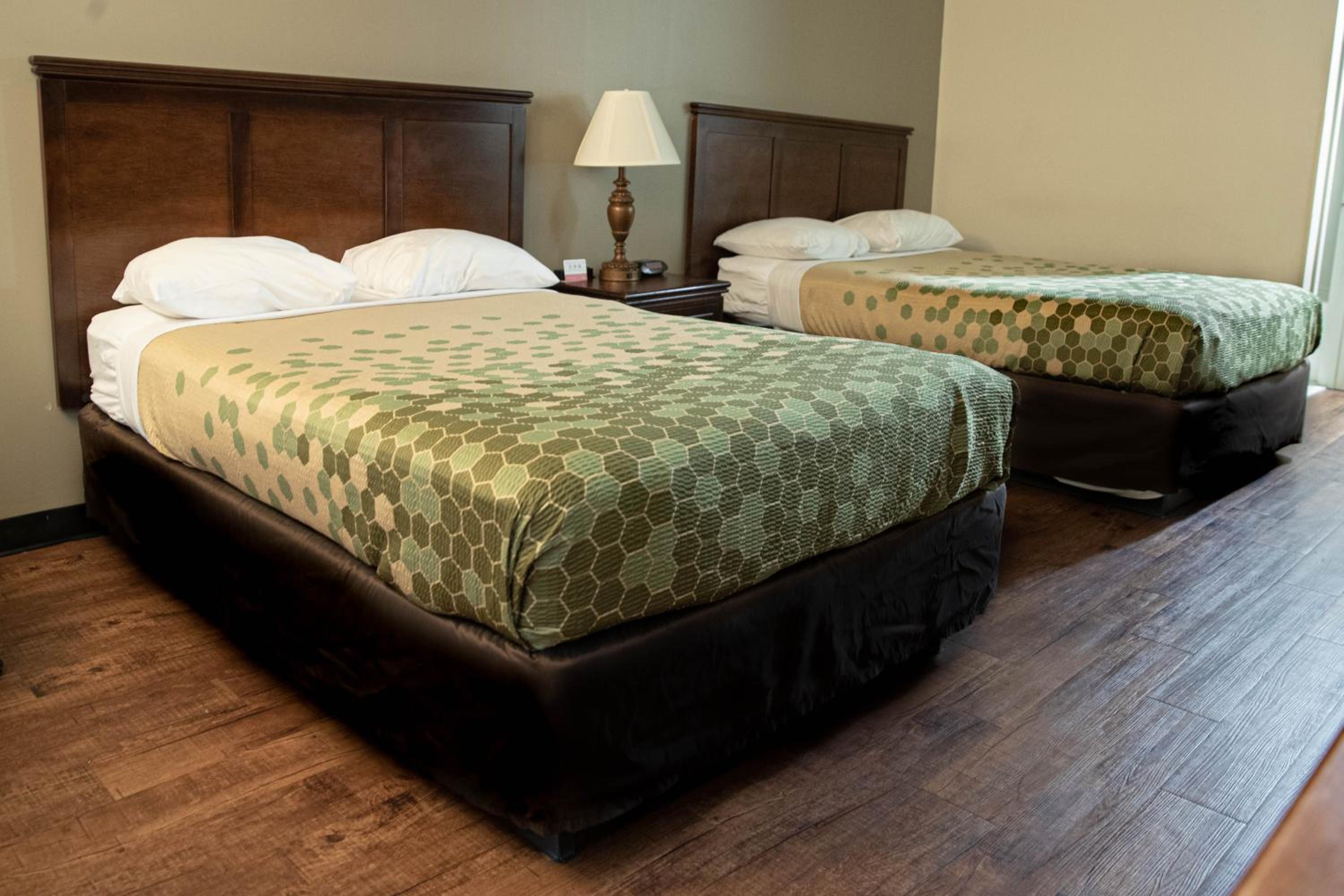 Econo Lodge Hopewell Near Fort Lee I-295