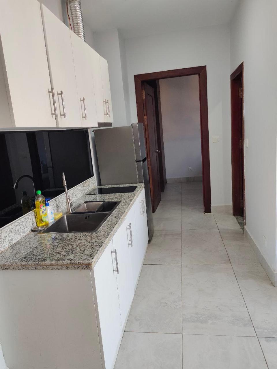 One-Bedroom Apartment - Photo 4
