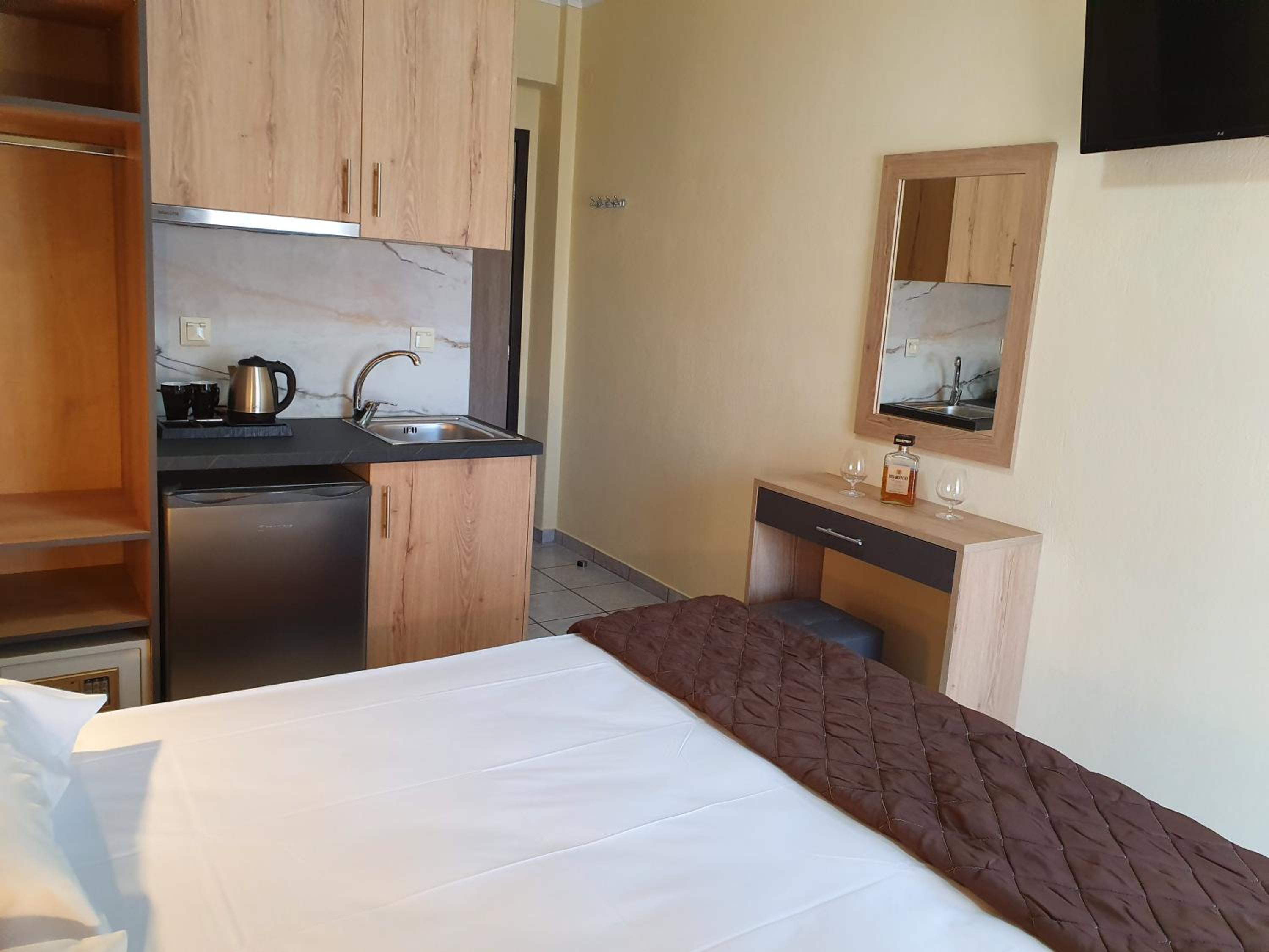 Deluxe Double or Twin Room photo 2