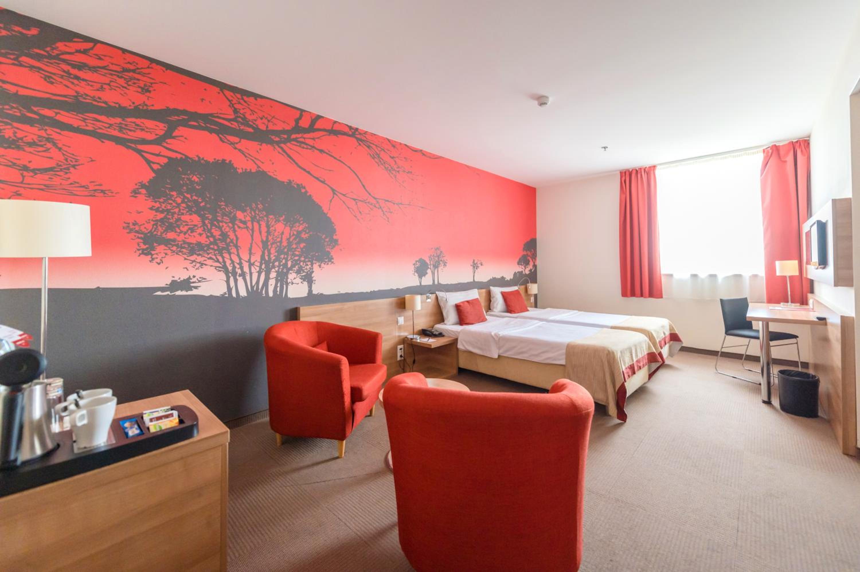 Superior Double or Twin Room - Photo 6