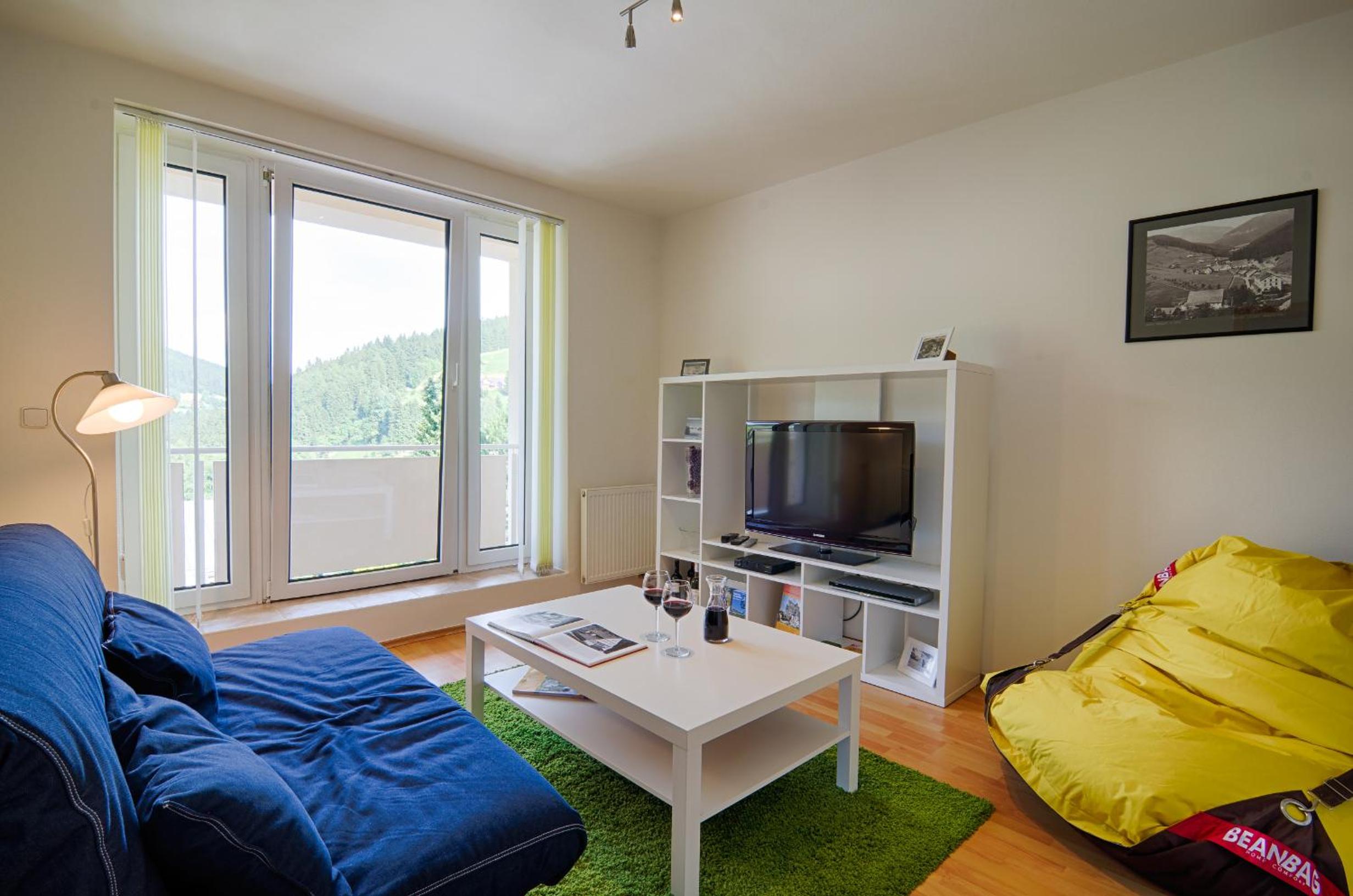 Apartment with Balcony photo 1