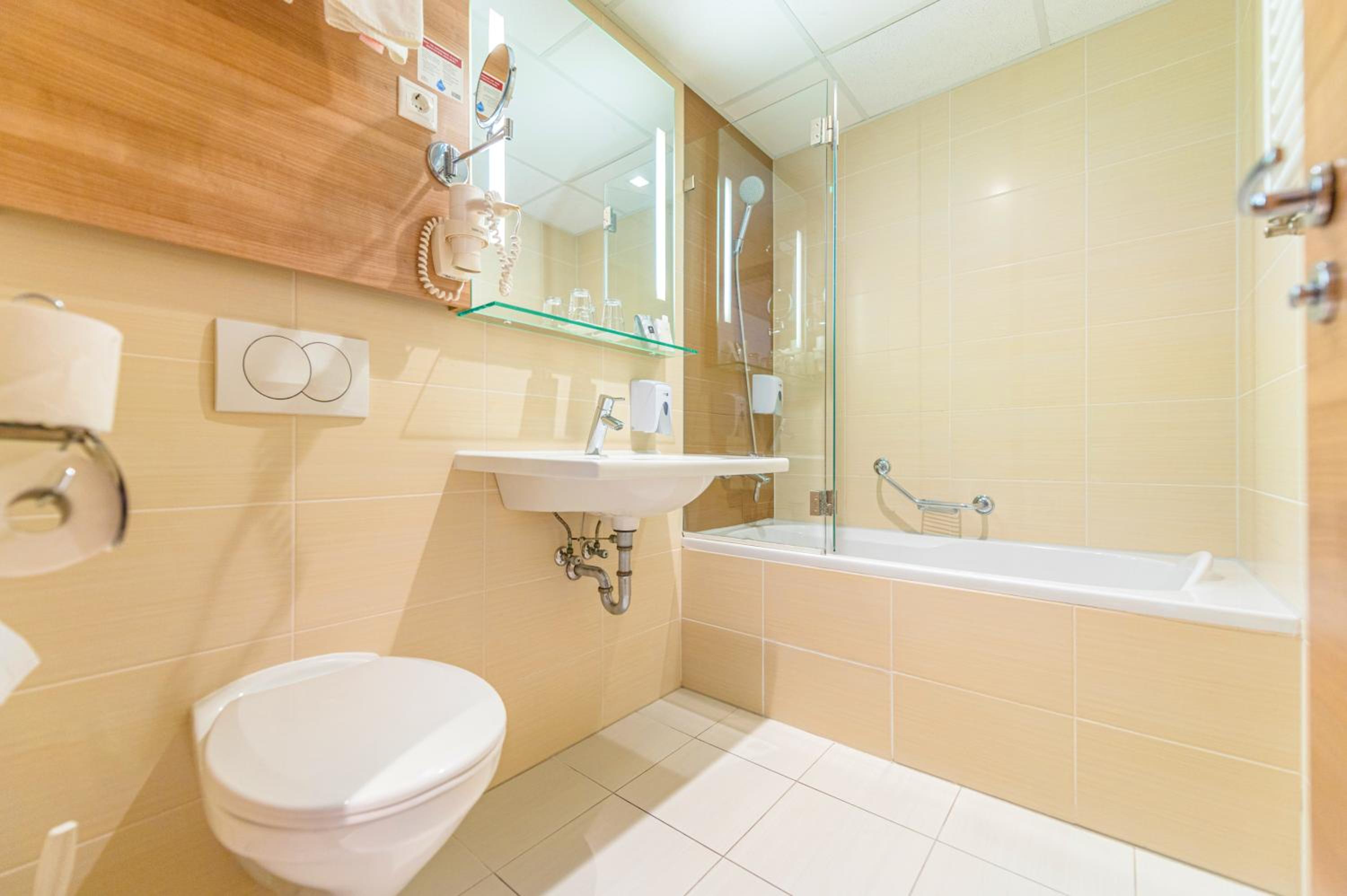 Standard Twin/Double Room - Photo 7