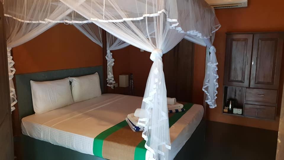 Standard Double Room - Photo 2