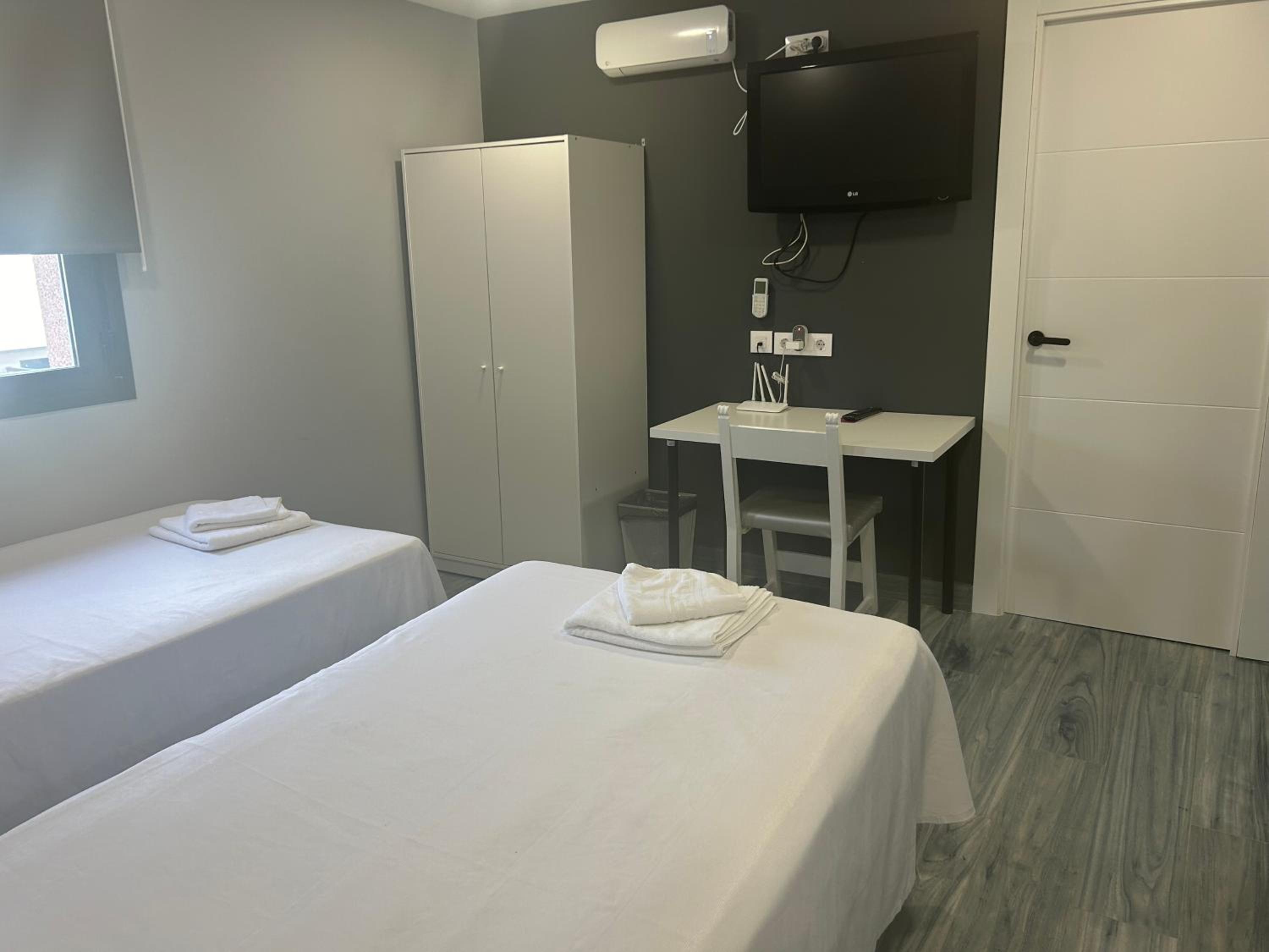 Habitación Doble con Baño Privado