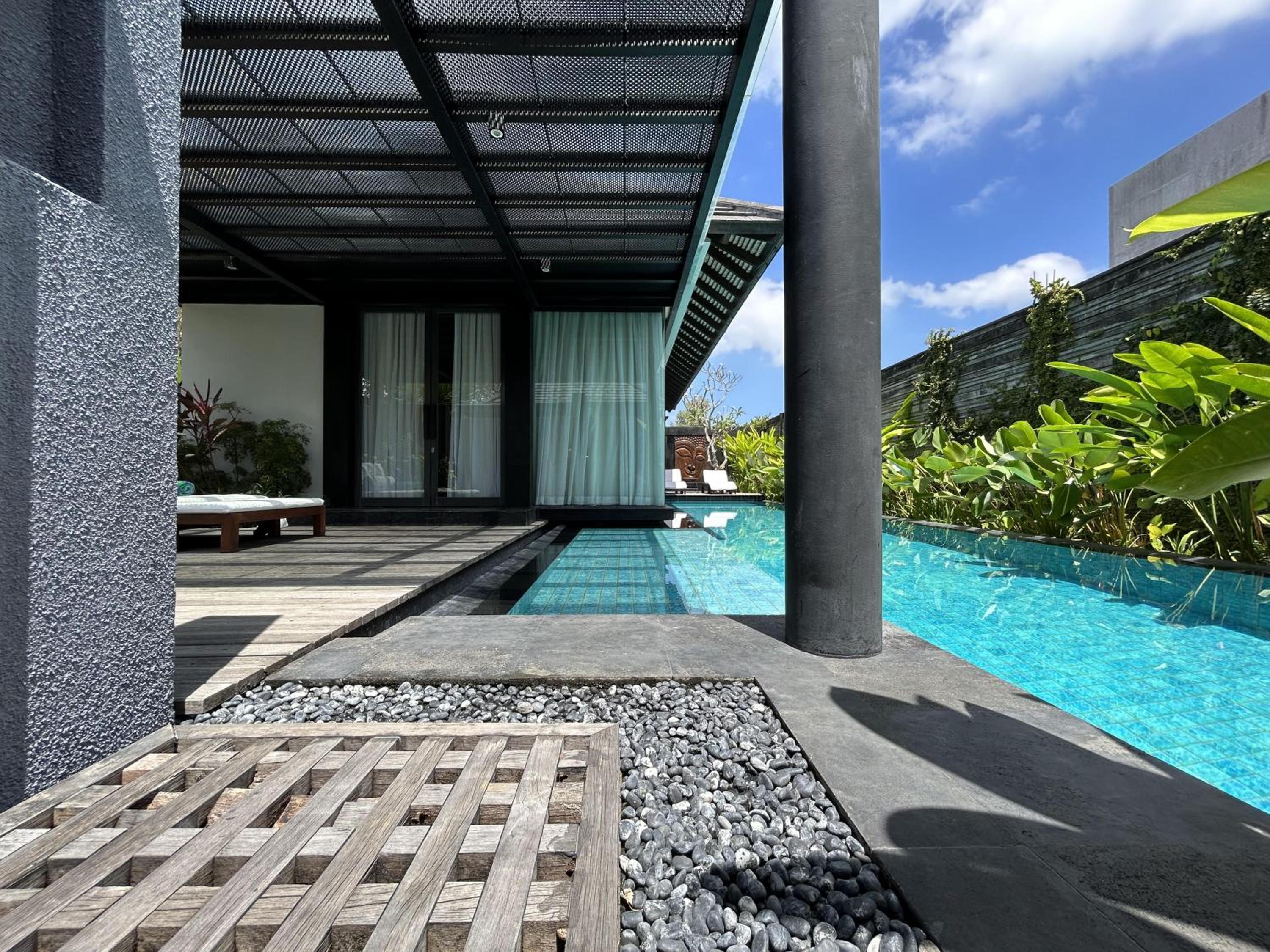 Honeymoon Package at Signature Pool Villa