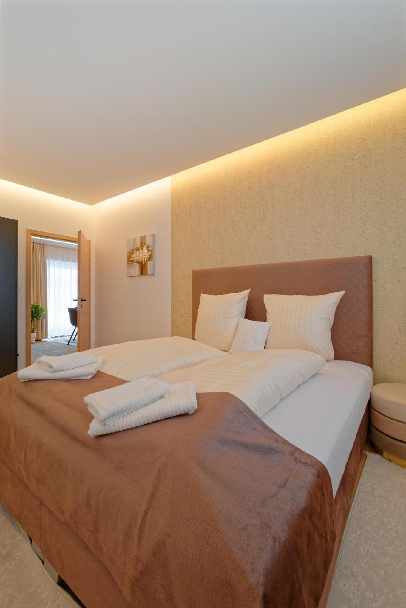 Three-Bedroom Villa photo 3