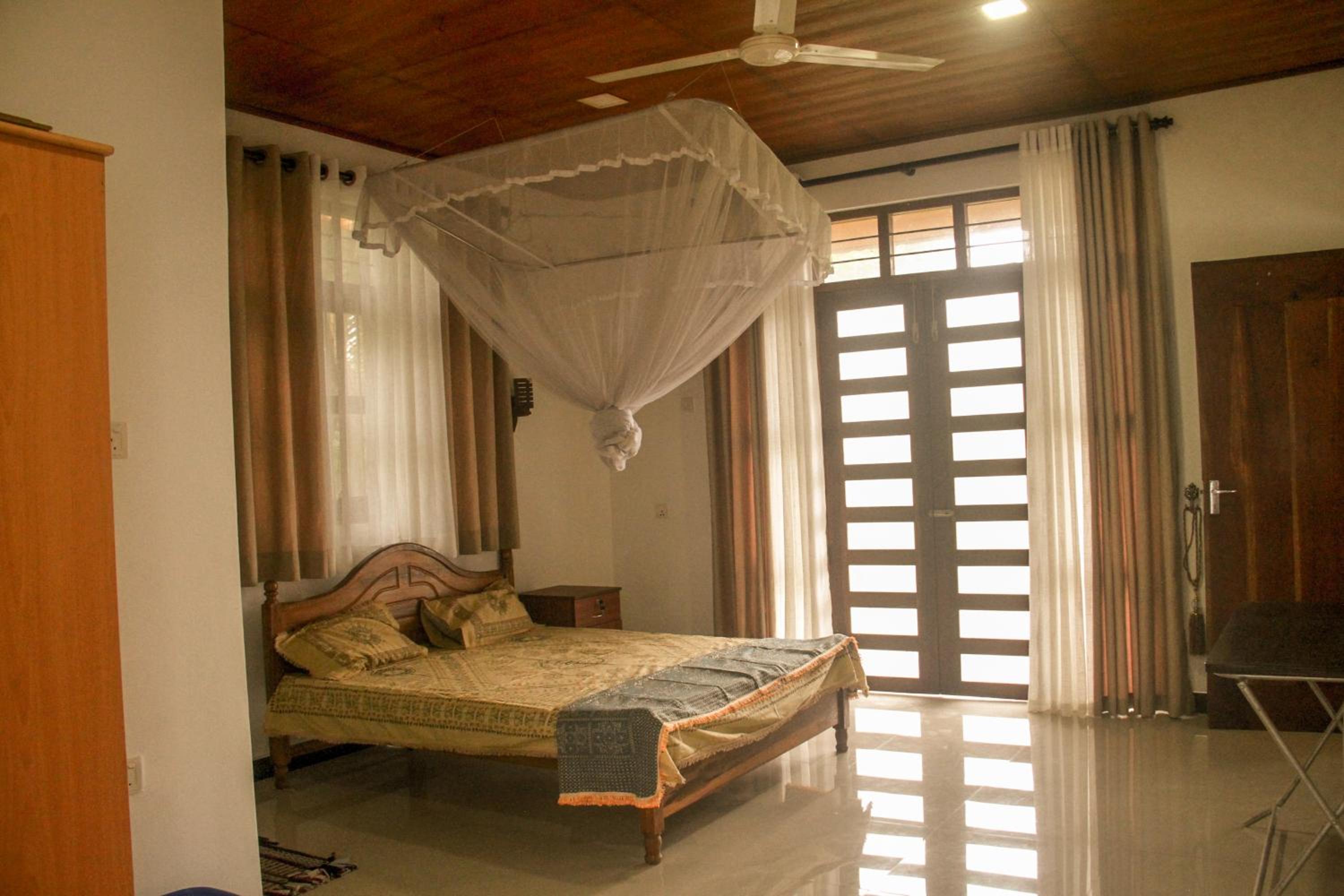 Three-Bedroom Bungalow photo 2