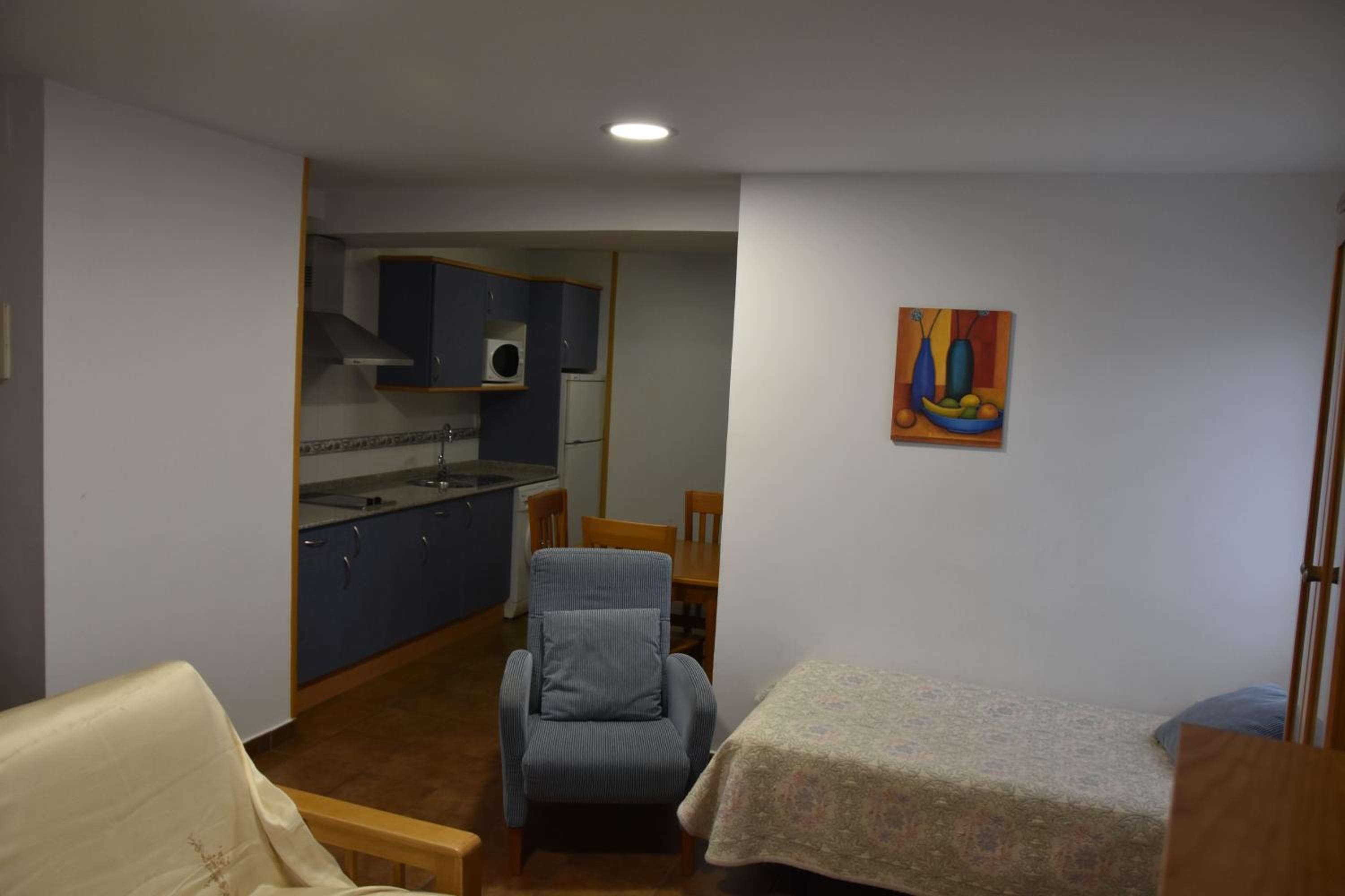Apartment - Photo 2