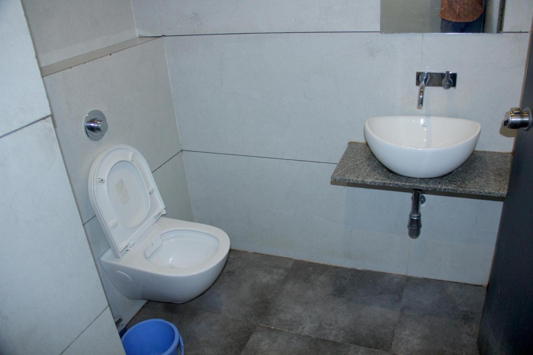 Standard Double Room with Fan photo 2