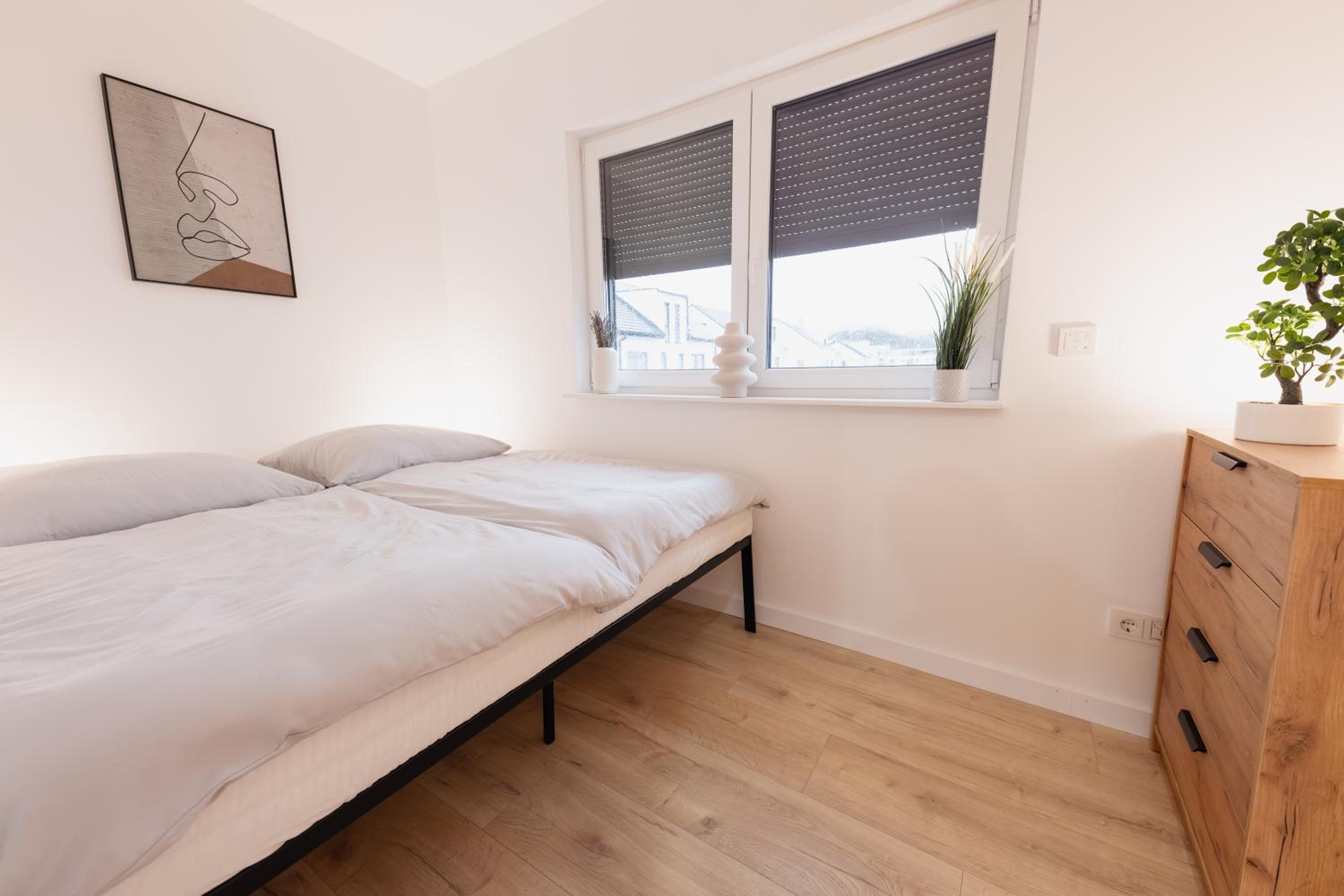 Three-Bedroom Apartment photo 1