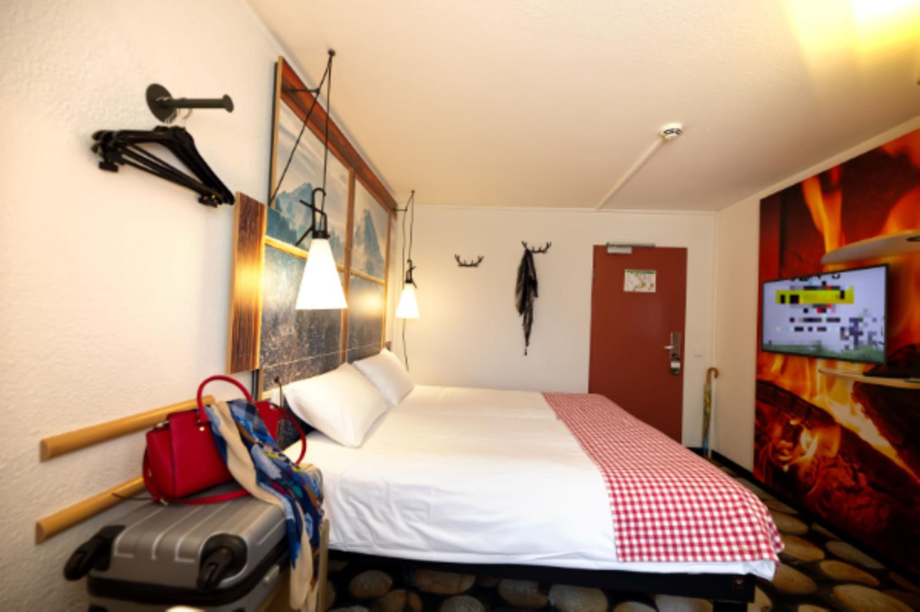 MyRoom By Sophie - Alpine Hut Twin Room Sweet Bed By Ibis - Photo 2