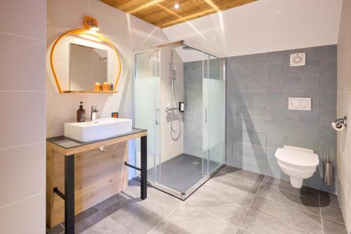 Double or Twin Room with Garden View photo 2