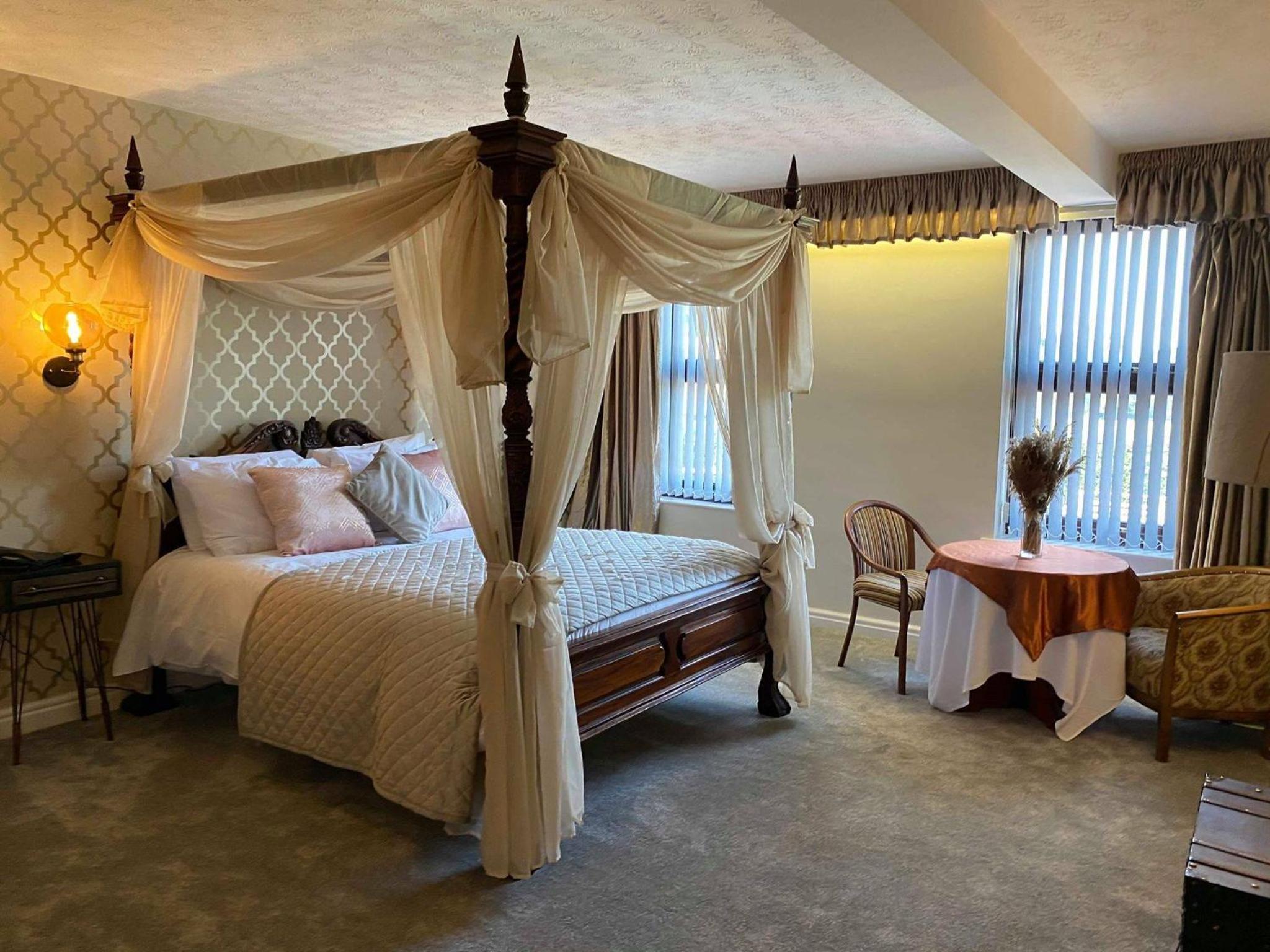 Superior King Room photo 1