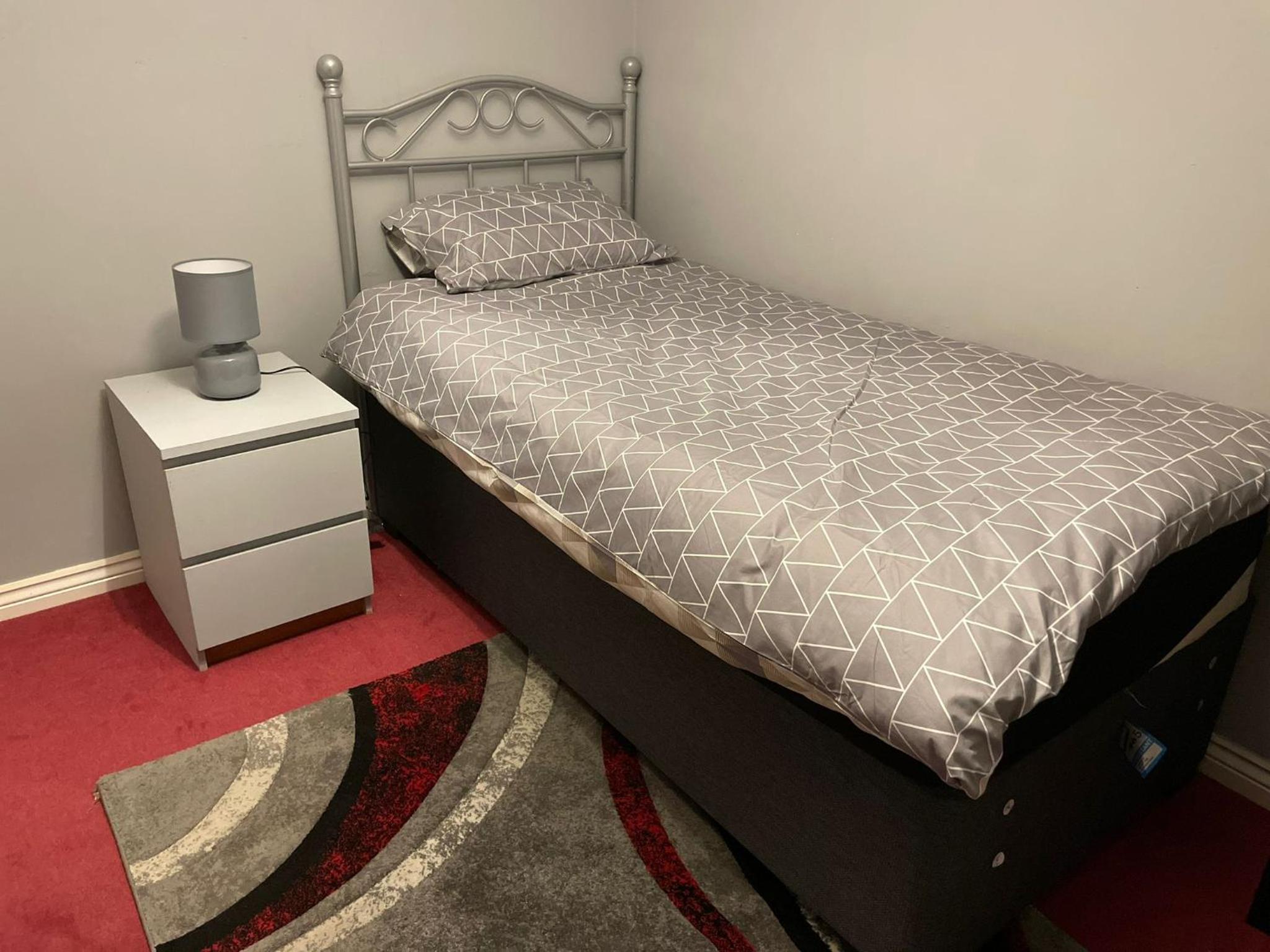 Single Room photo 2