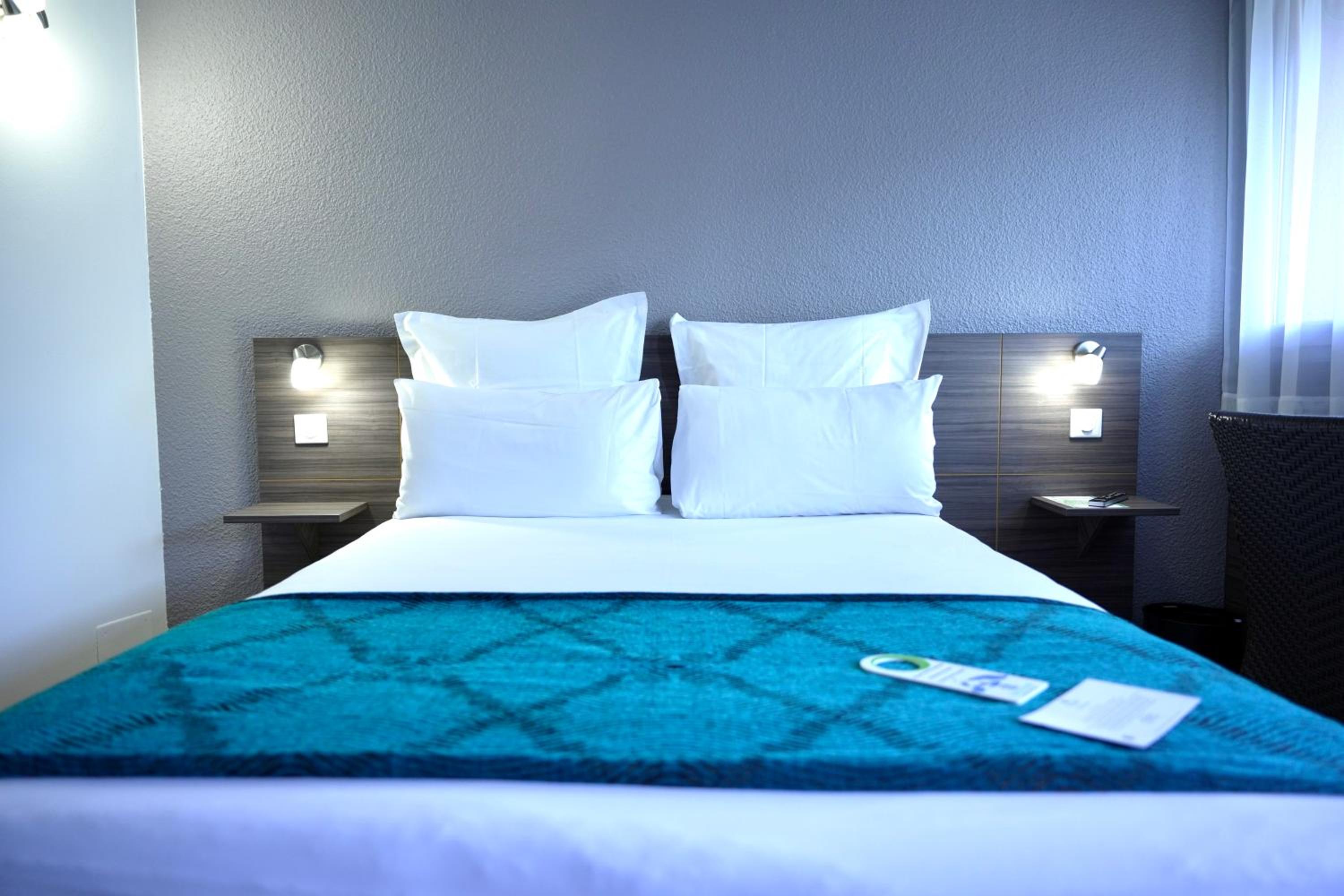 Comfort Queen Room - Non-Smoking