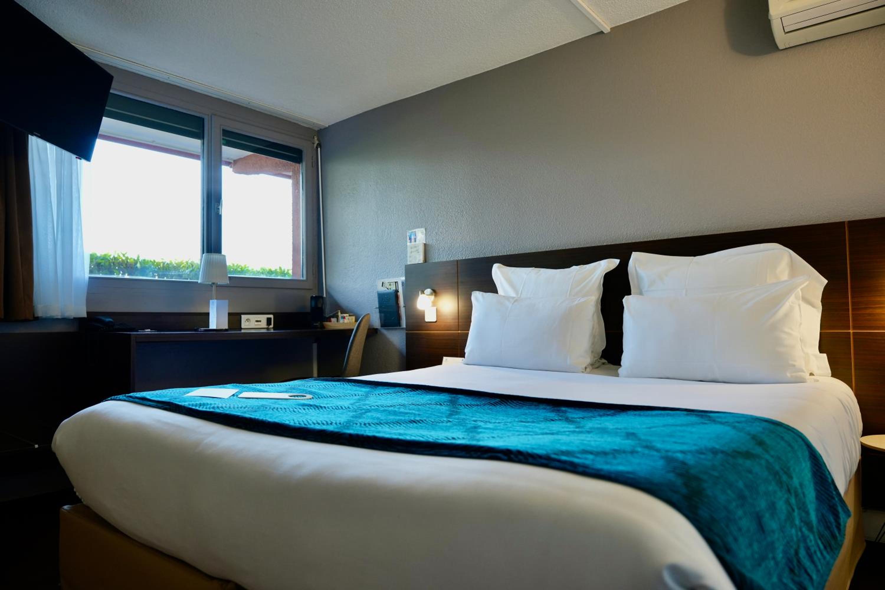 Comfort Queen Room - Non-Smoking