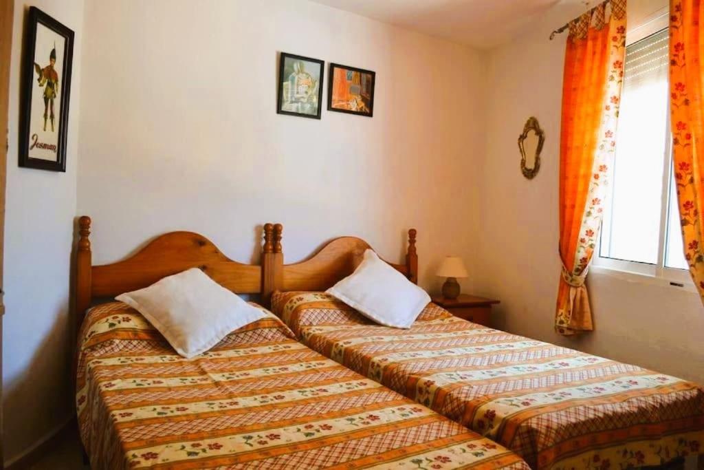 Casa de cuatro habitaciones