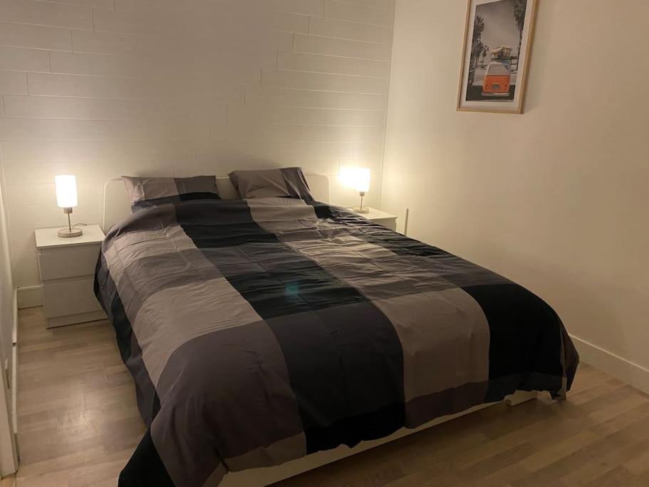One-Bedroom Apartment photo 3