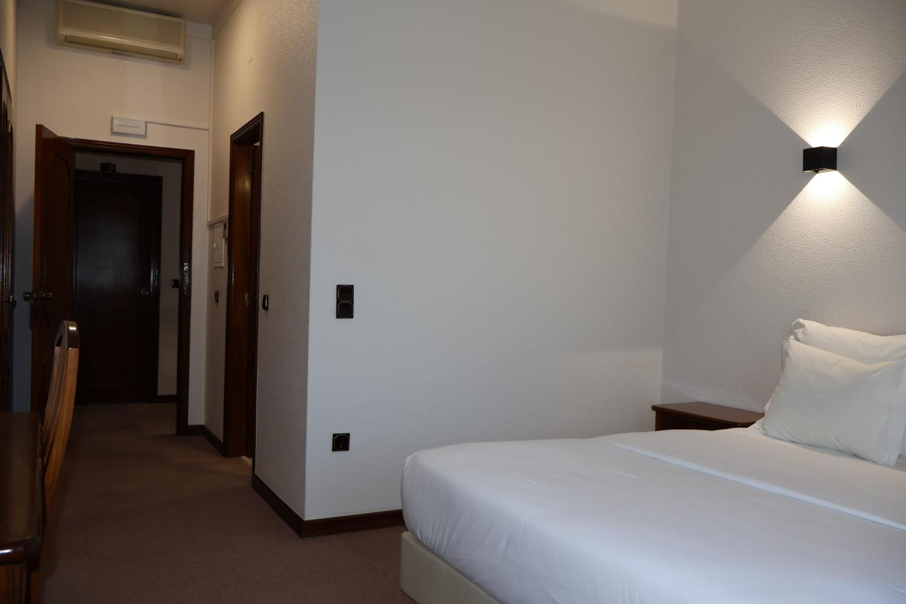 Standard Double Room photo 3