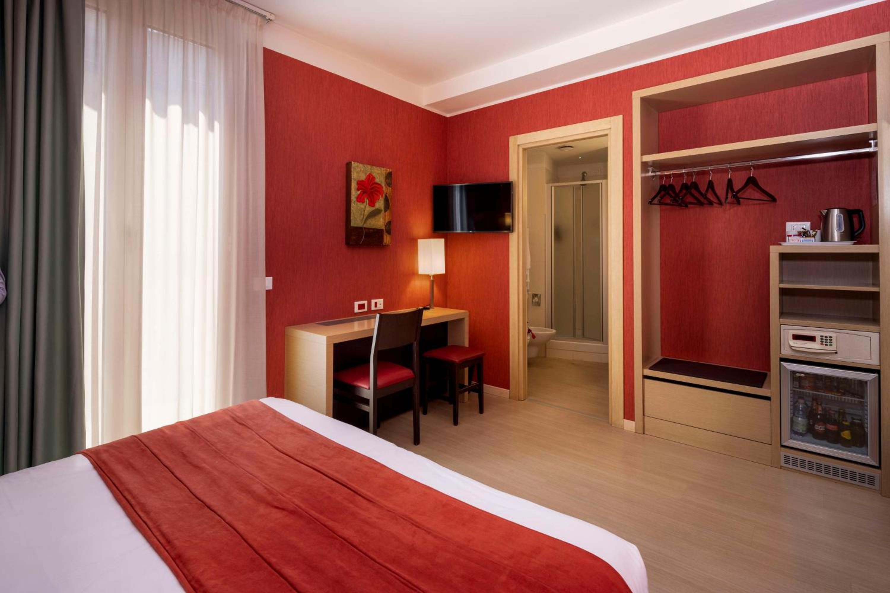 Comfort King Room - Photo 5