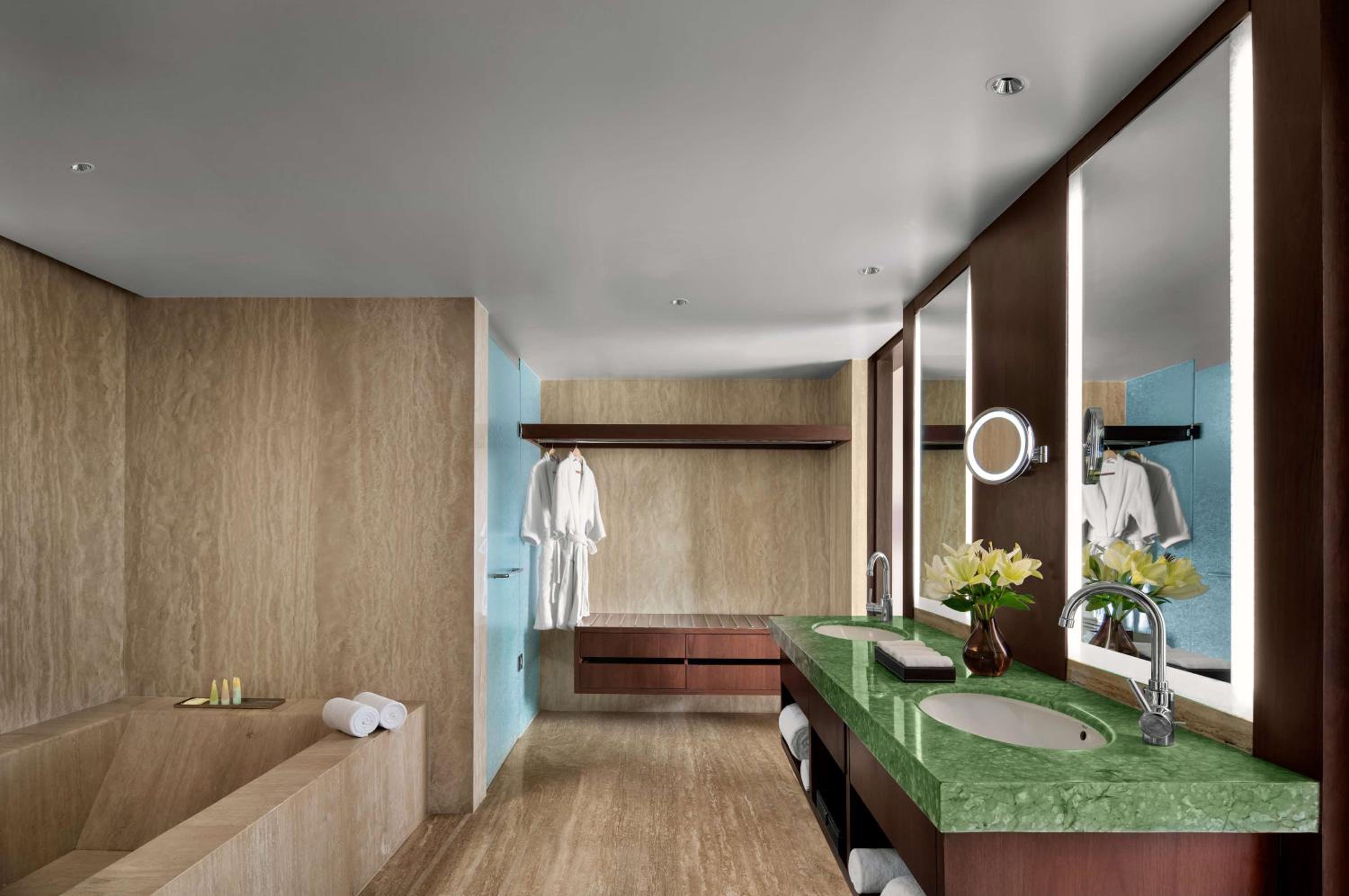 Park, Executive Suite thumbnail 6