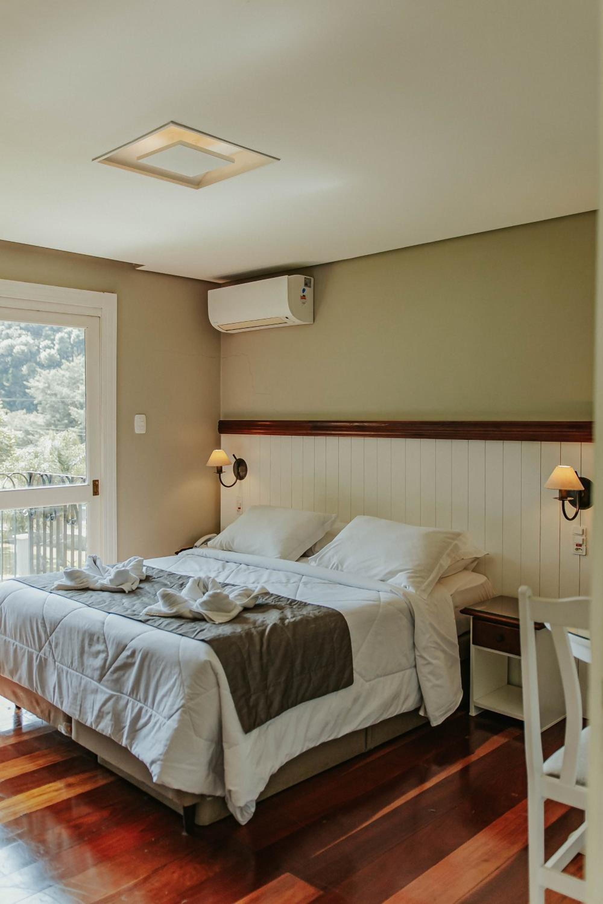 Deluxe Double or Twin Room with Balcony photo 3