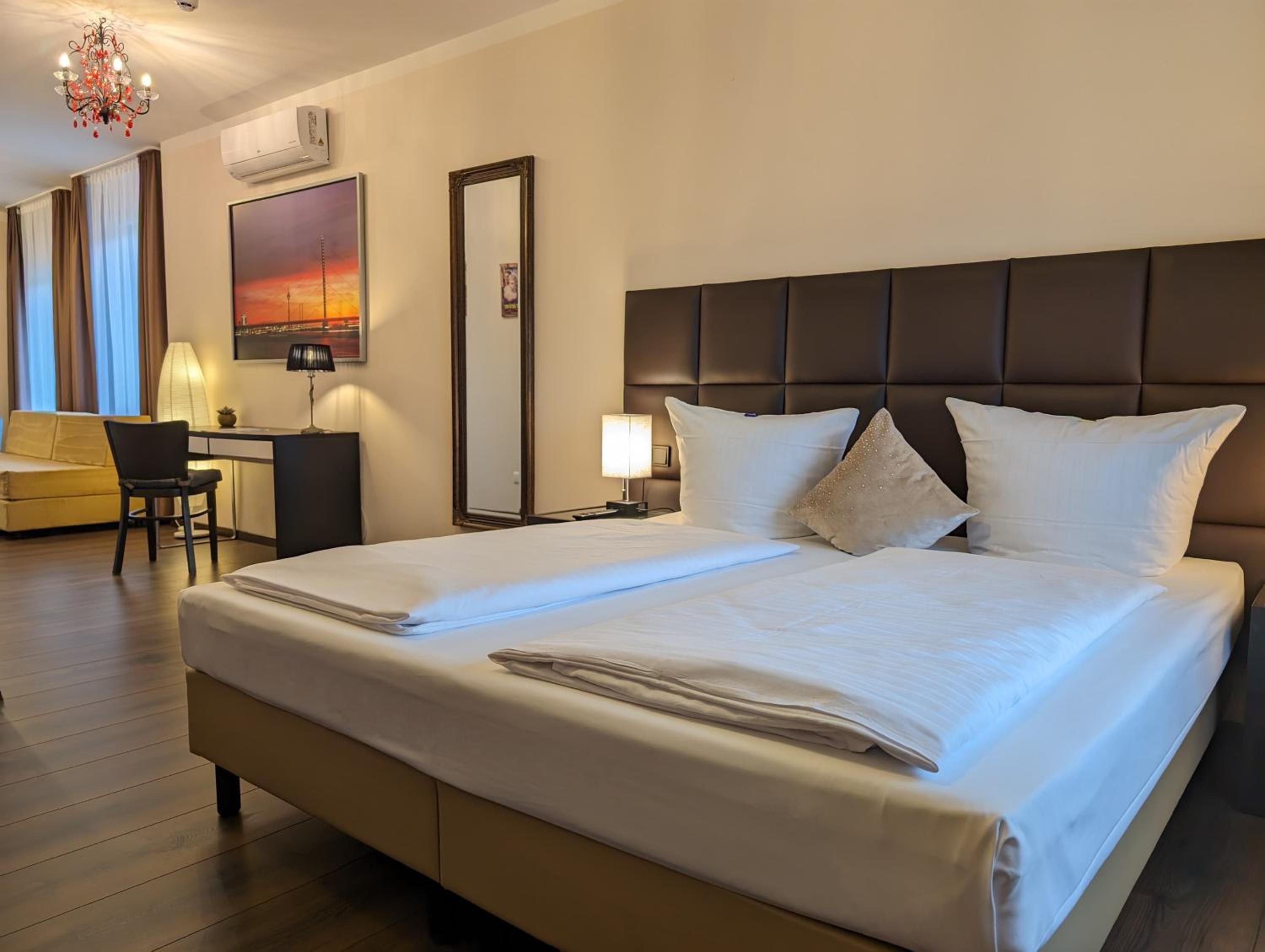 Junior Suite - Photo 1