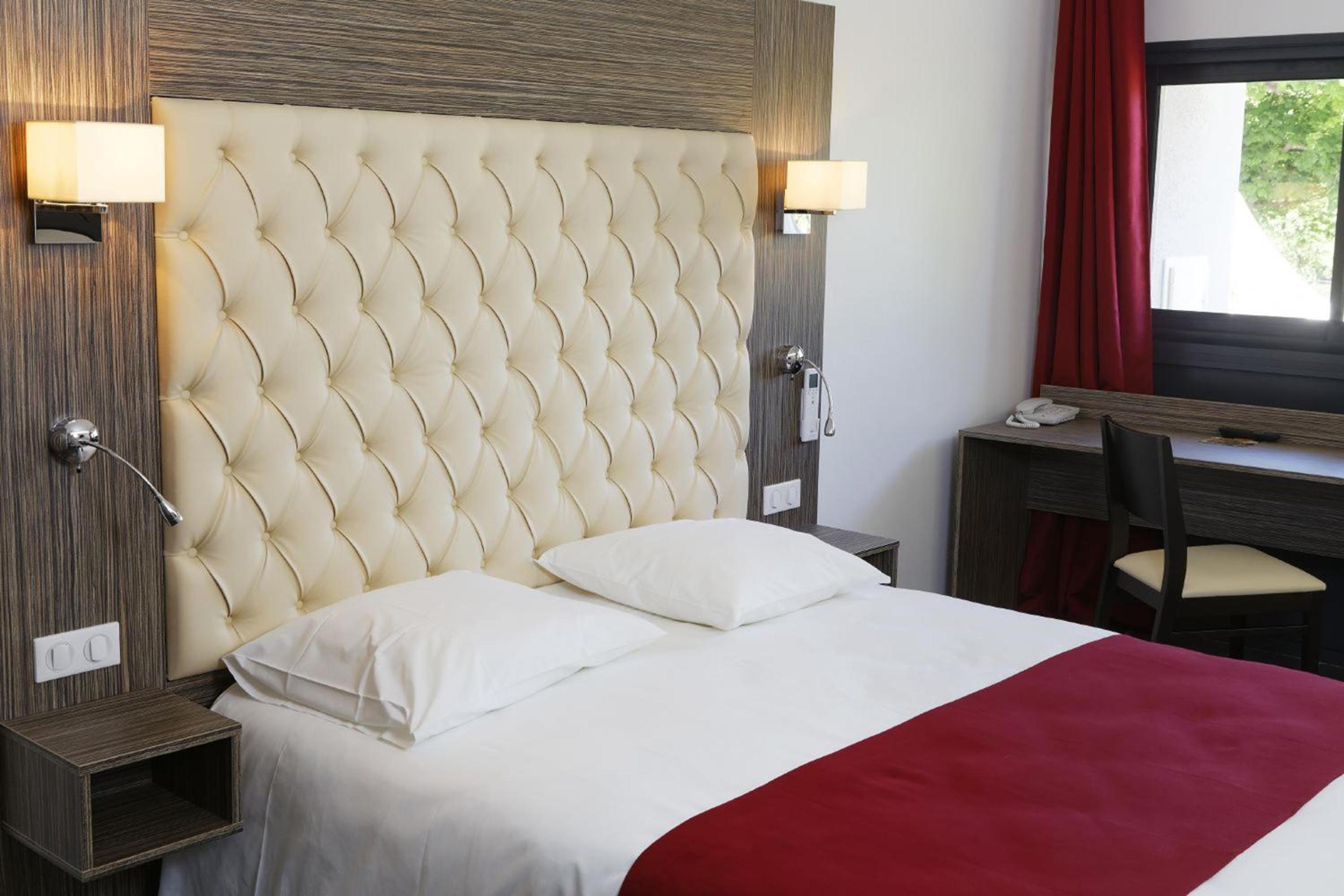 Superior Double Room - Photo 9