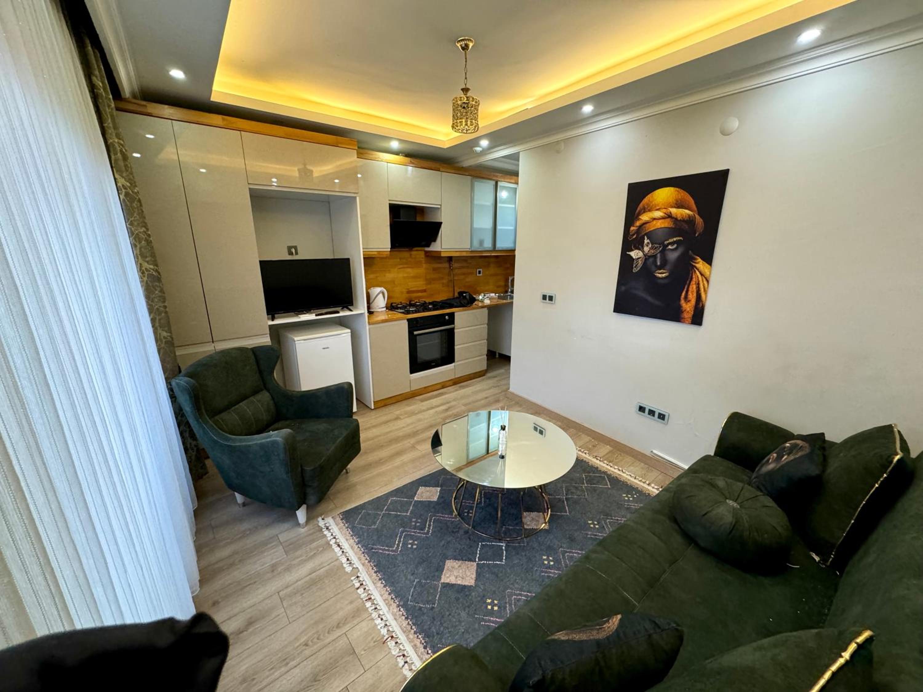 Family Room photo 1