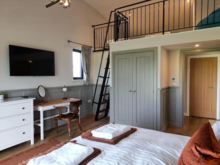 One-Bedroom House photo 2