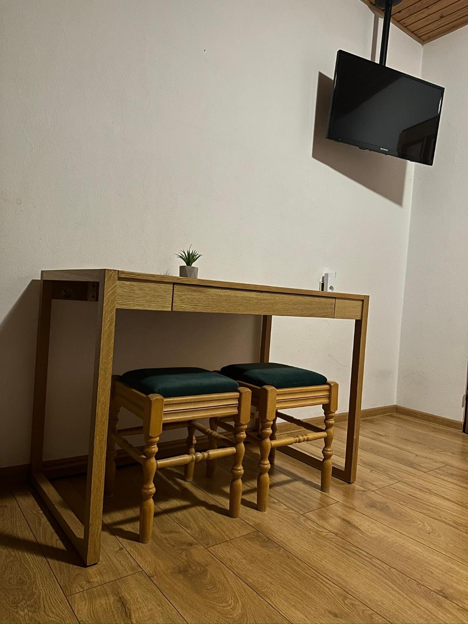 Double Room with Extra Bed - Photo 9