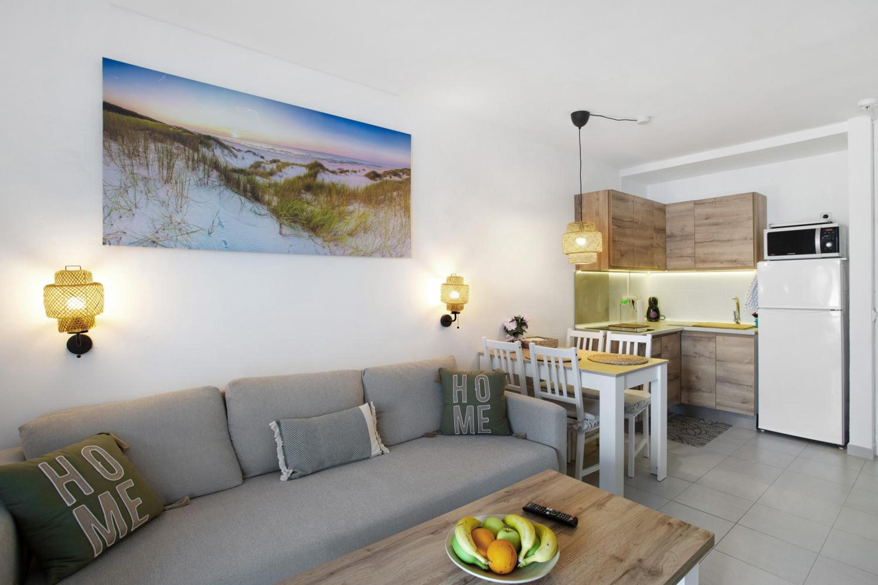 Studio Apartment with Sea View photo 2
