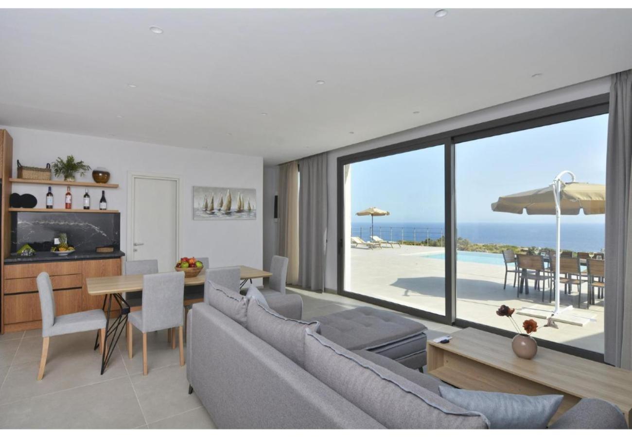 Villa With Sea View photo 1