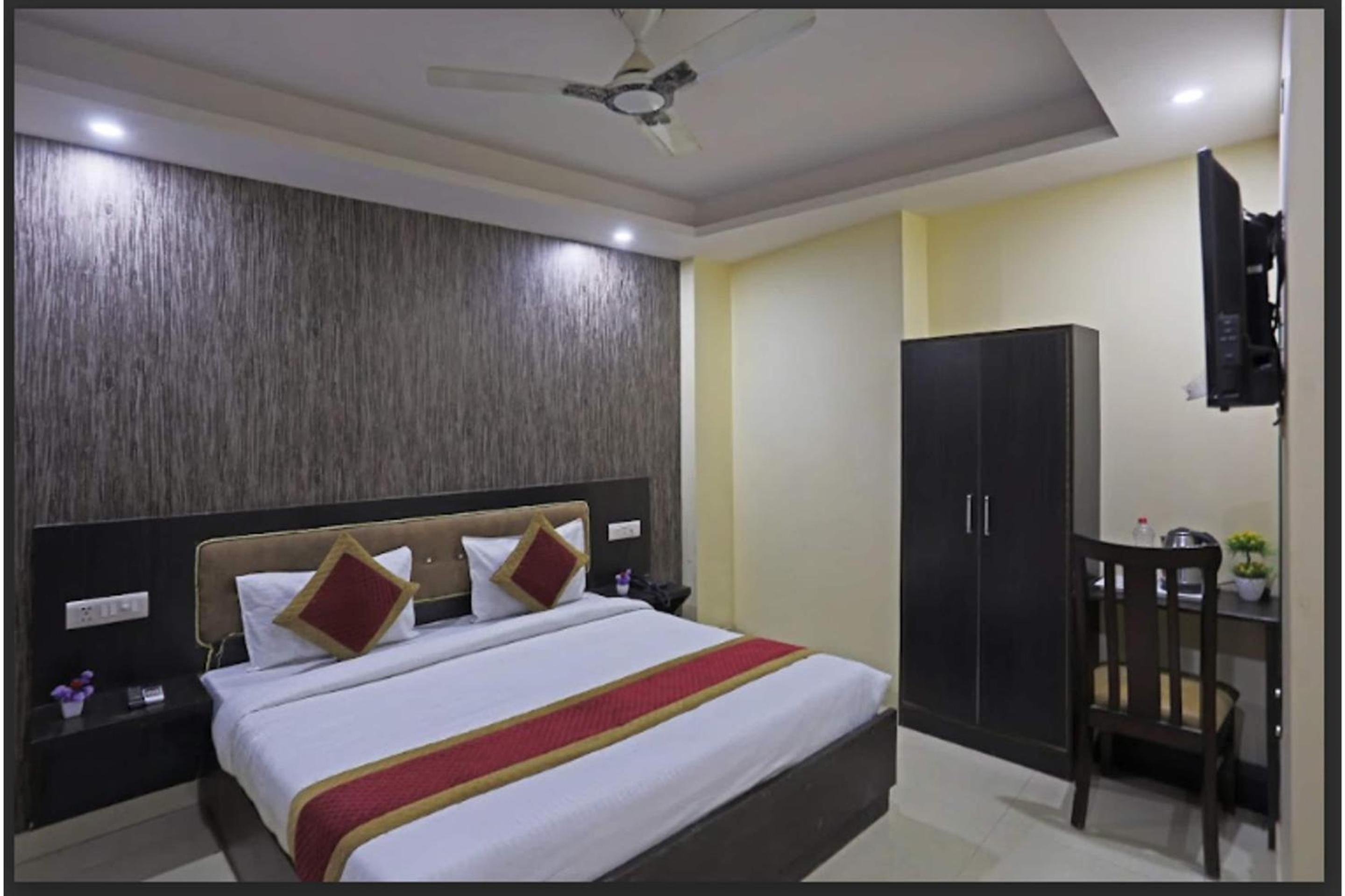 Classic Triple Room