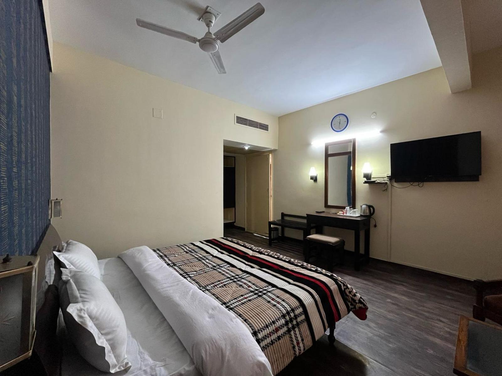 Super Deluxe Room - Photo 1
