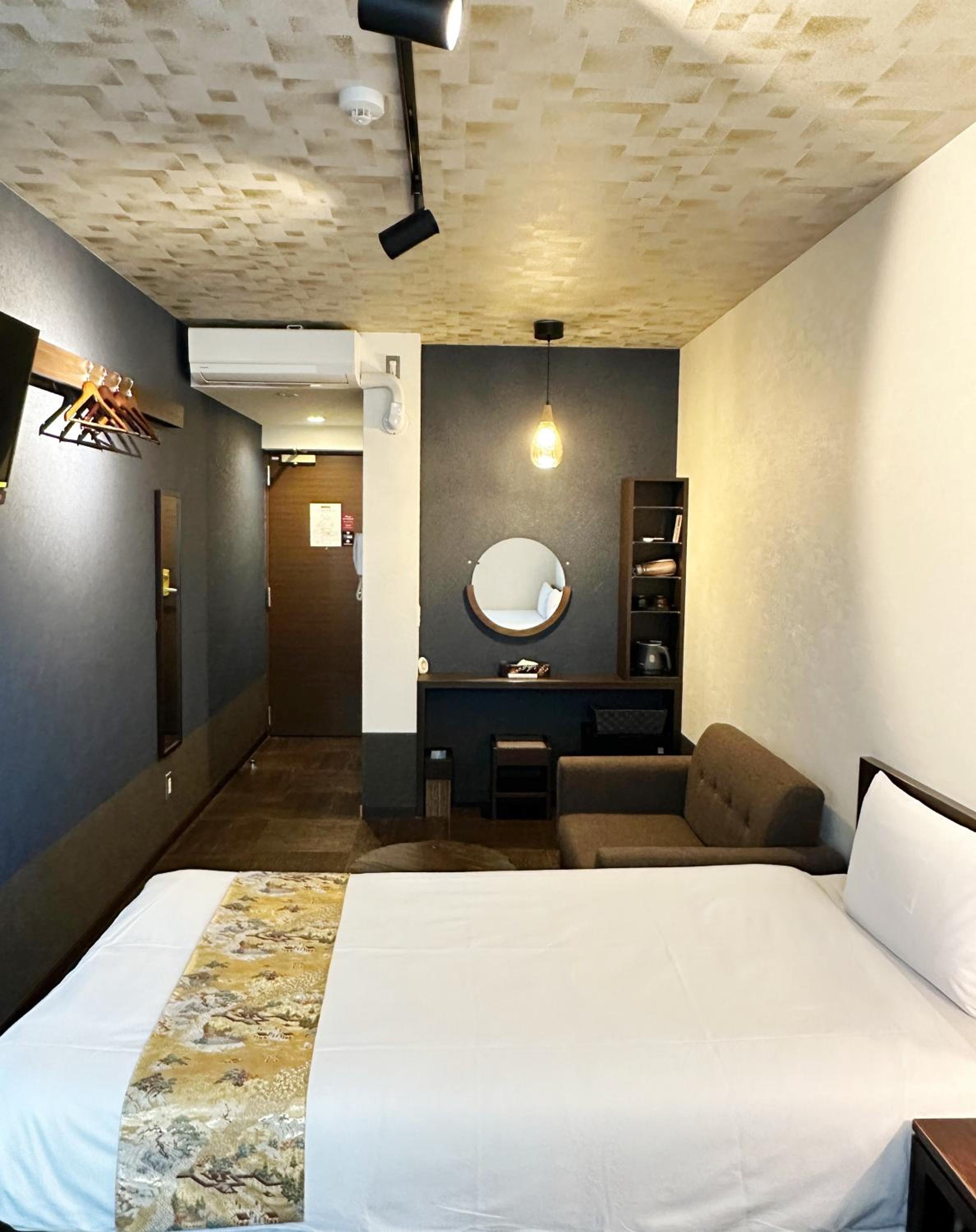 Deluxe Twin Room photo 3