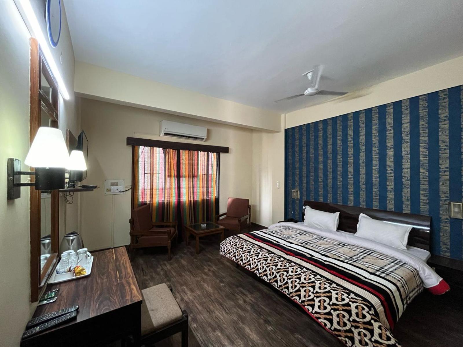 Super Deluxe Room - Photo 3