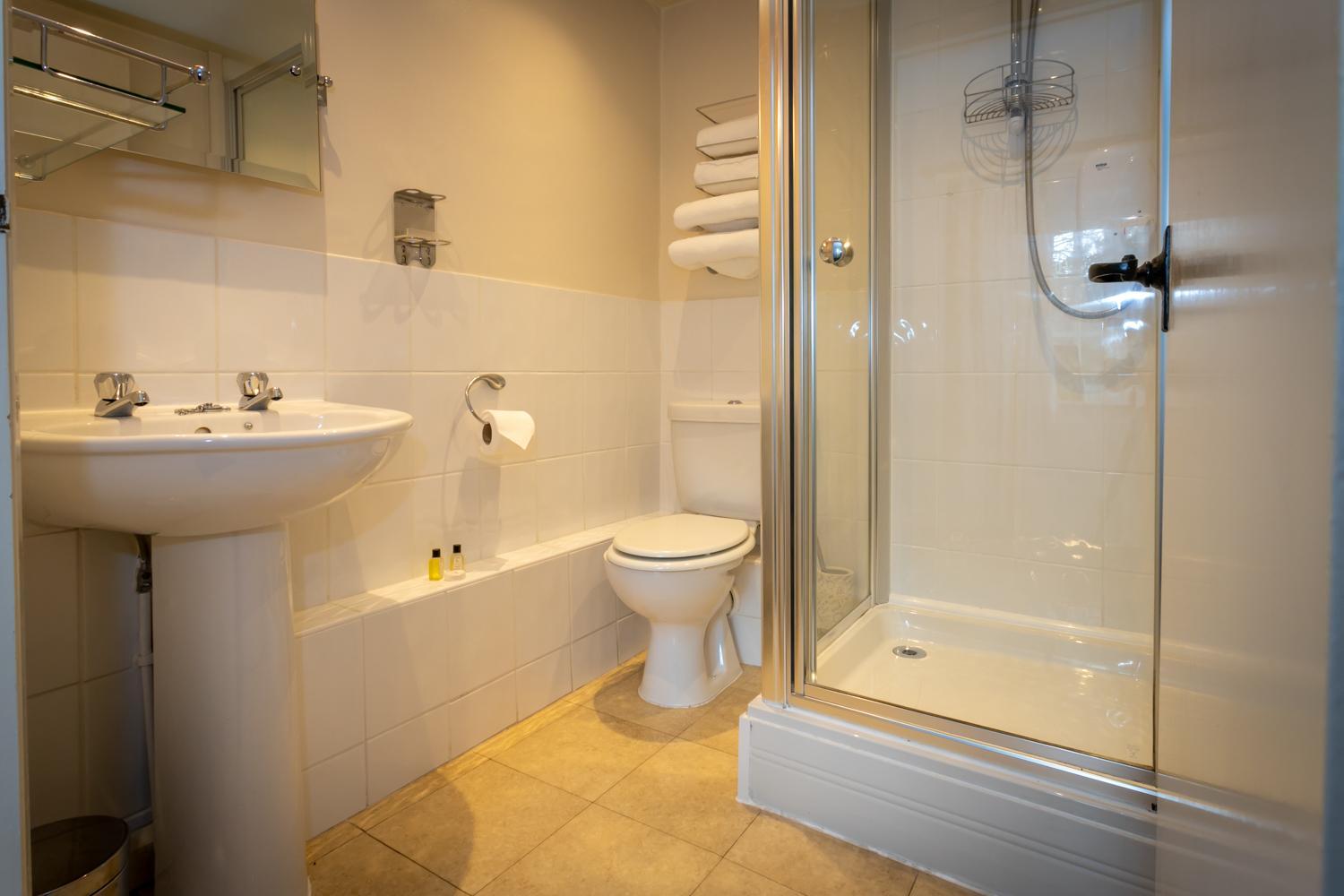 Double Room with Private Bathroom photo 3